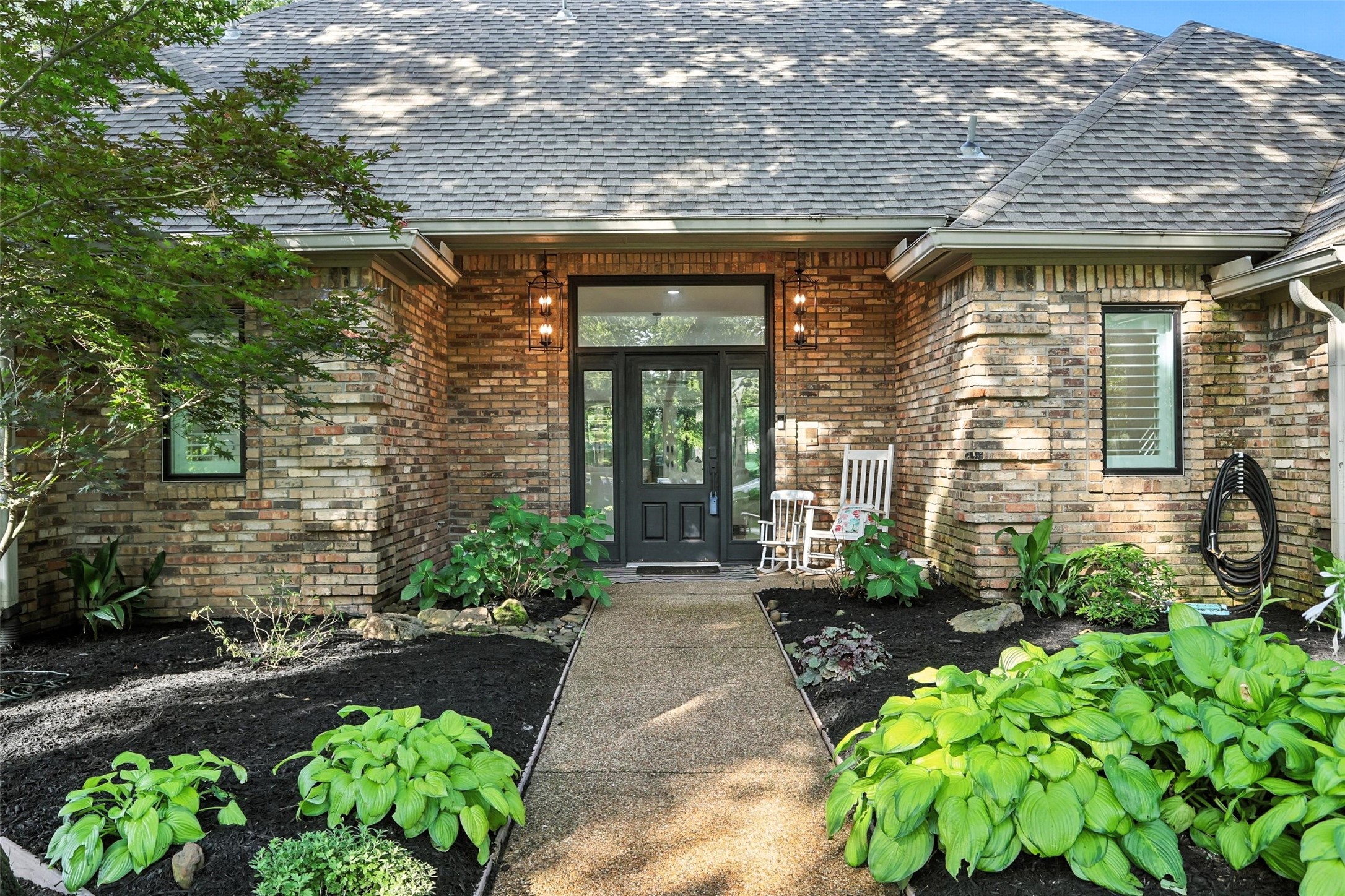 1211 Cross Timber Drive