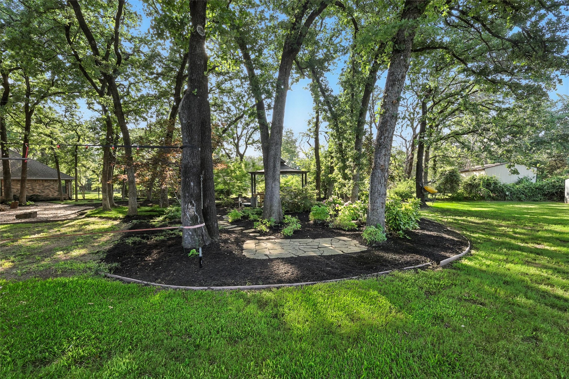 1211 Cross Timber Drive