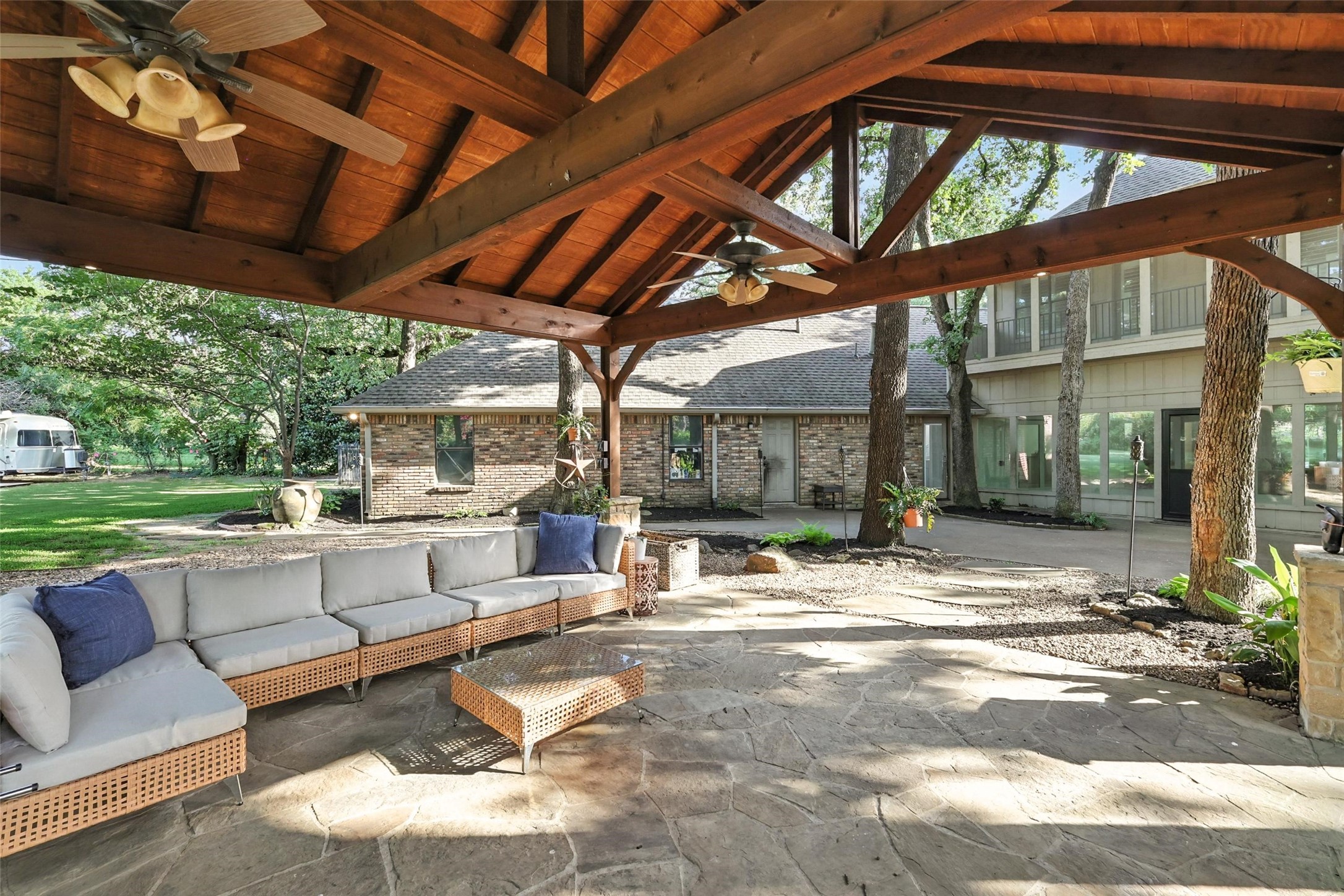 1211 Cross Timber Drive