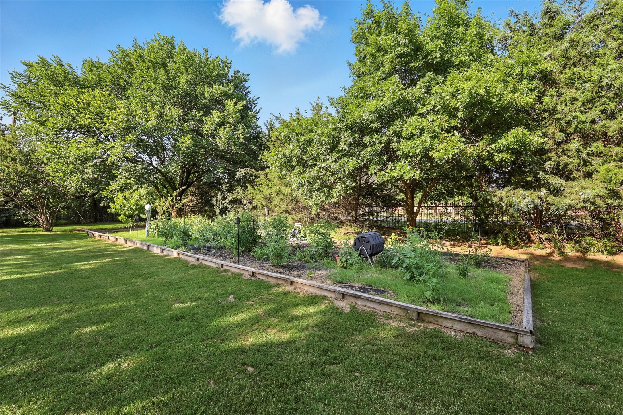 1211 Cross Timber Drive