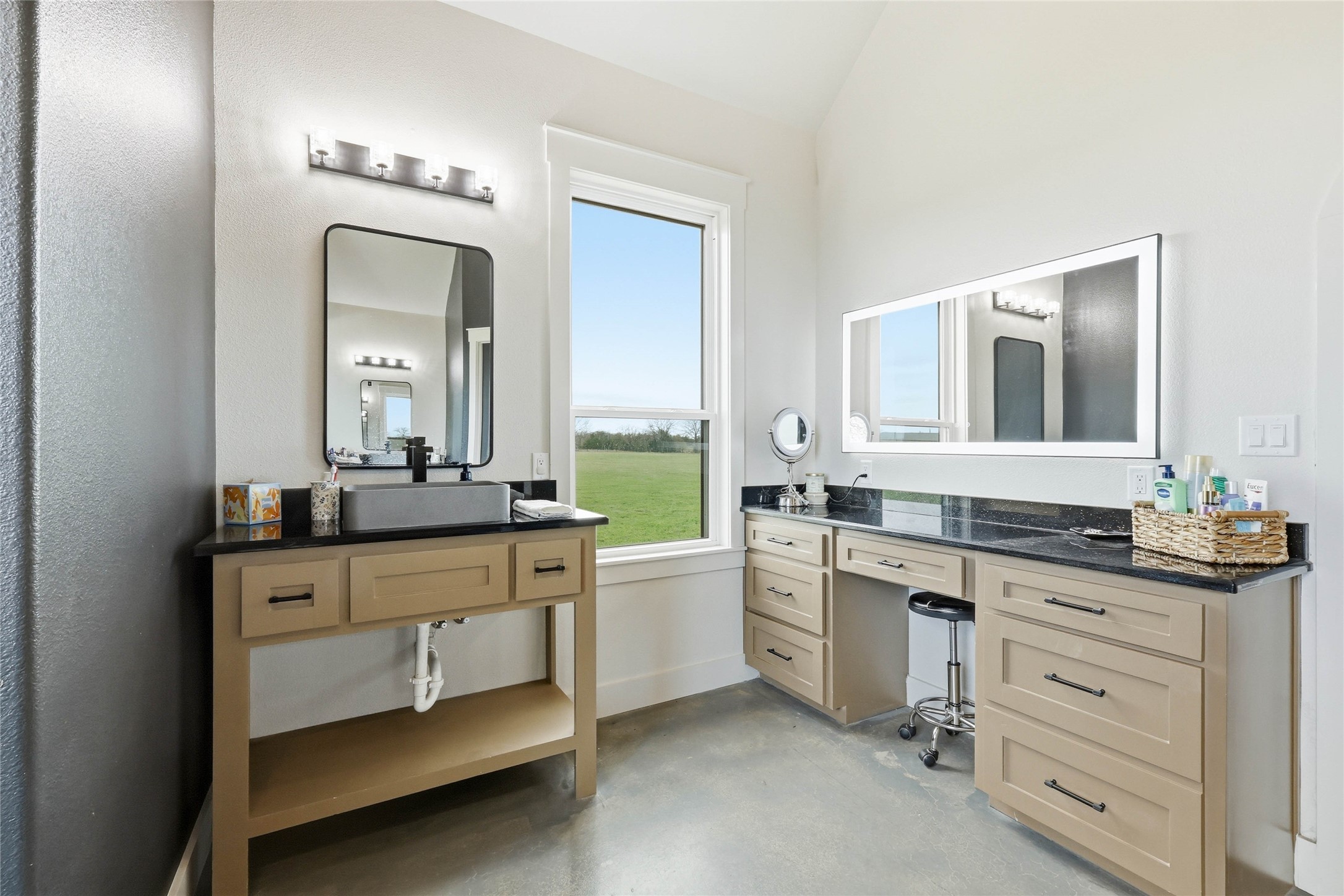 3988 Lake Valley Road