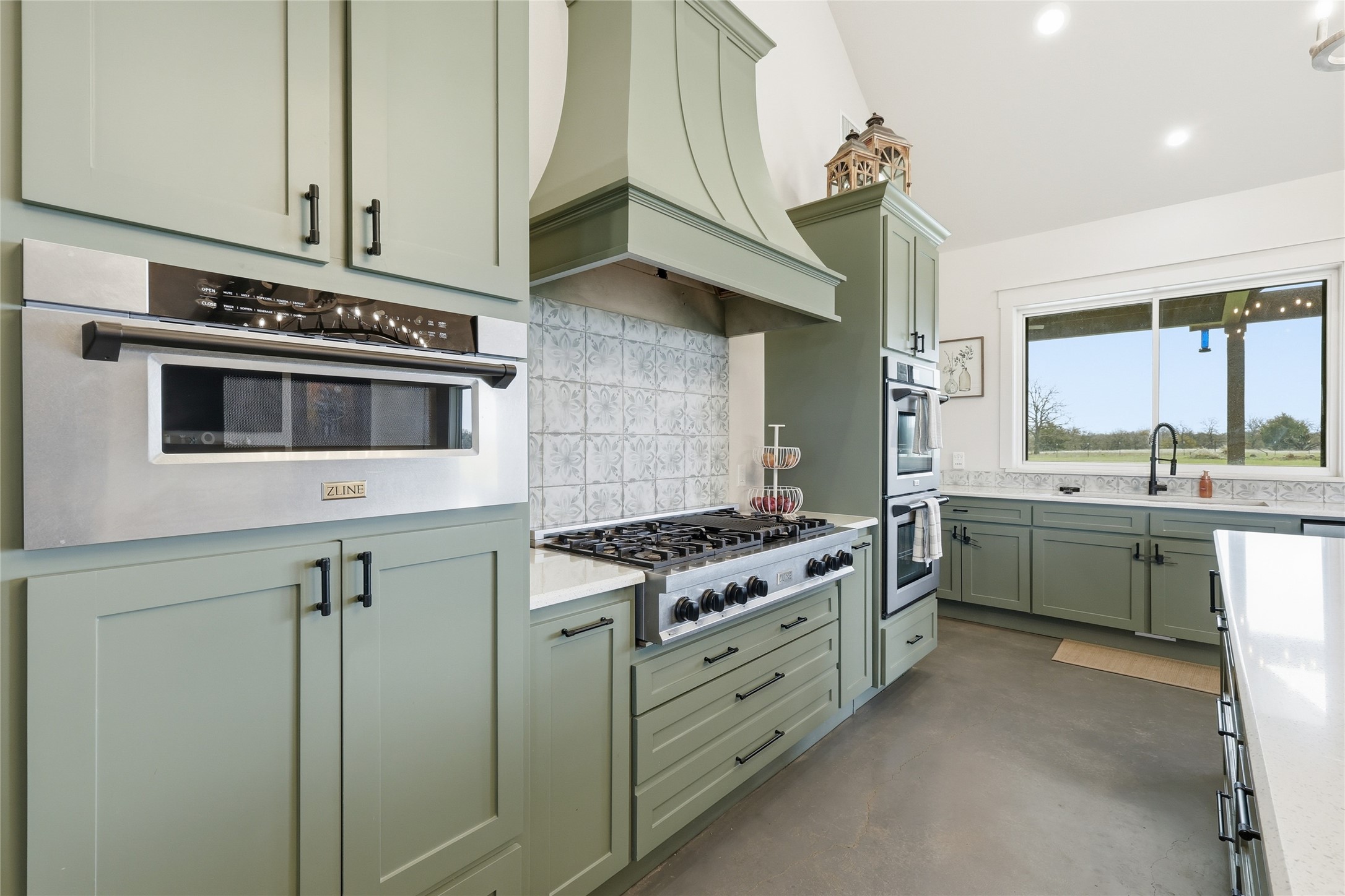 3988 Lake Valley Road