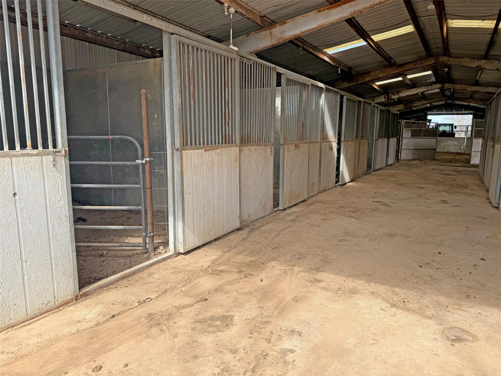 2202 County Road 3657