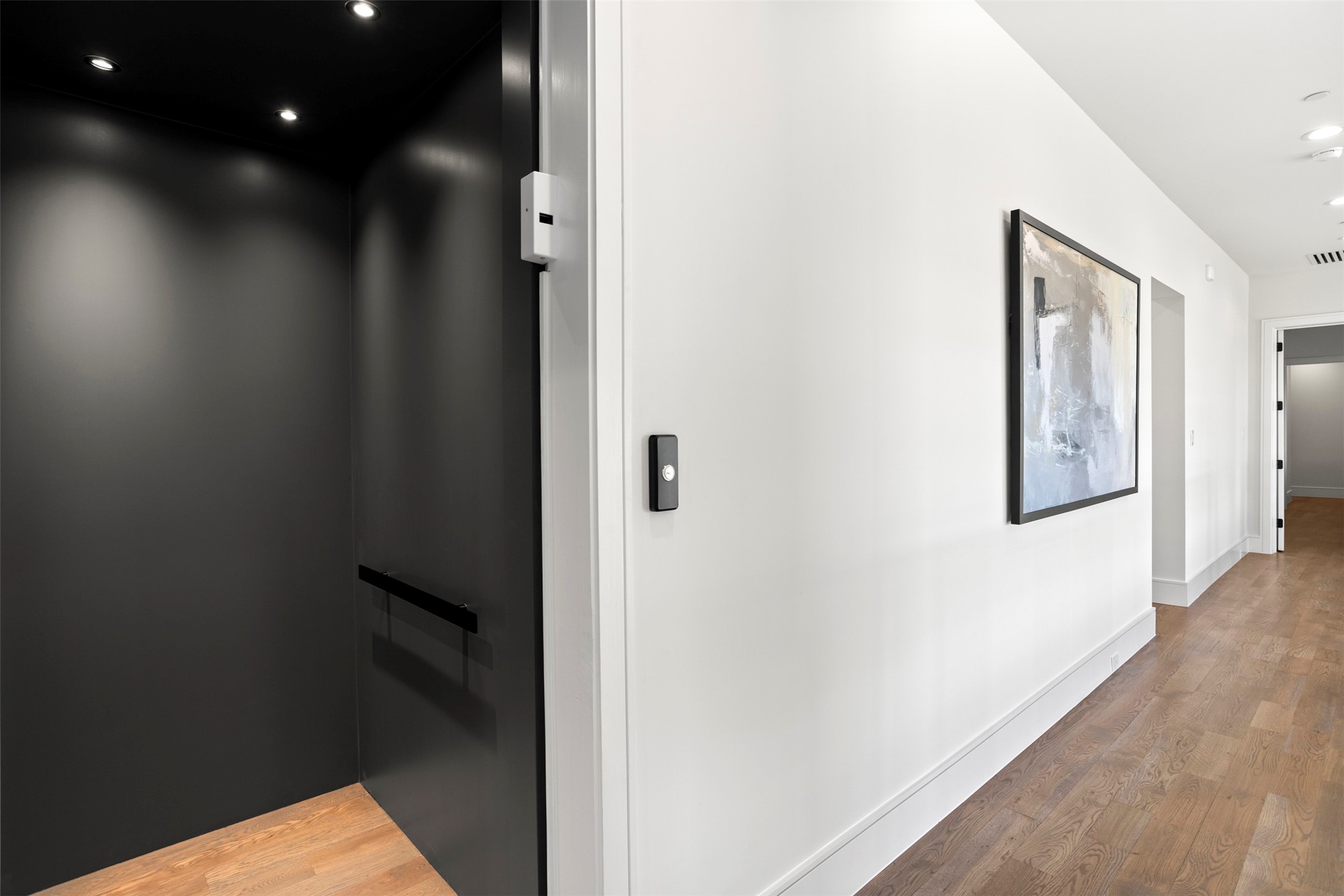 1118 Vera Court