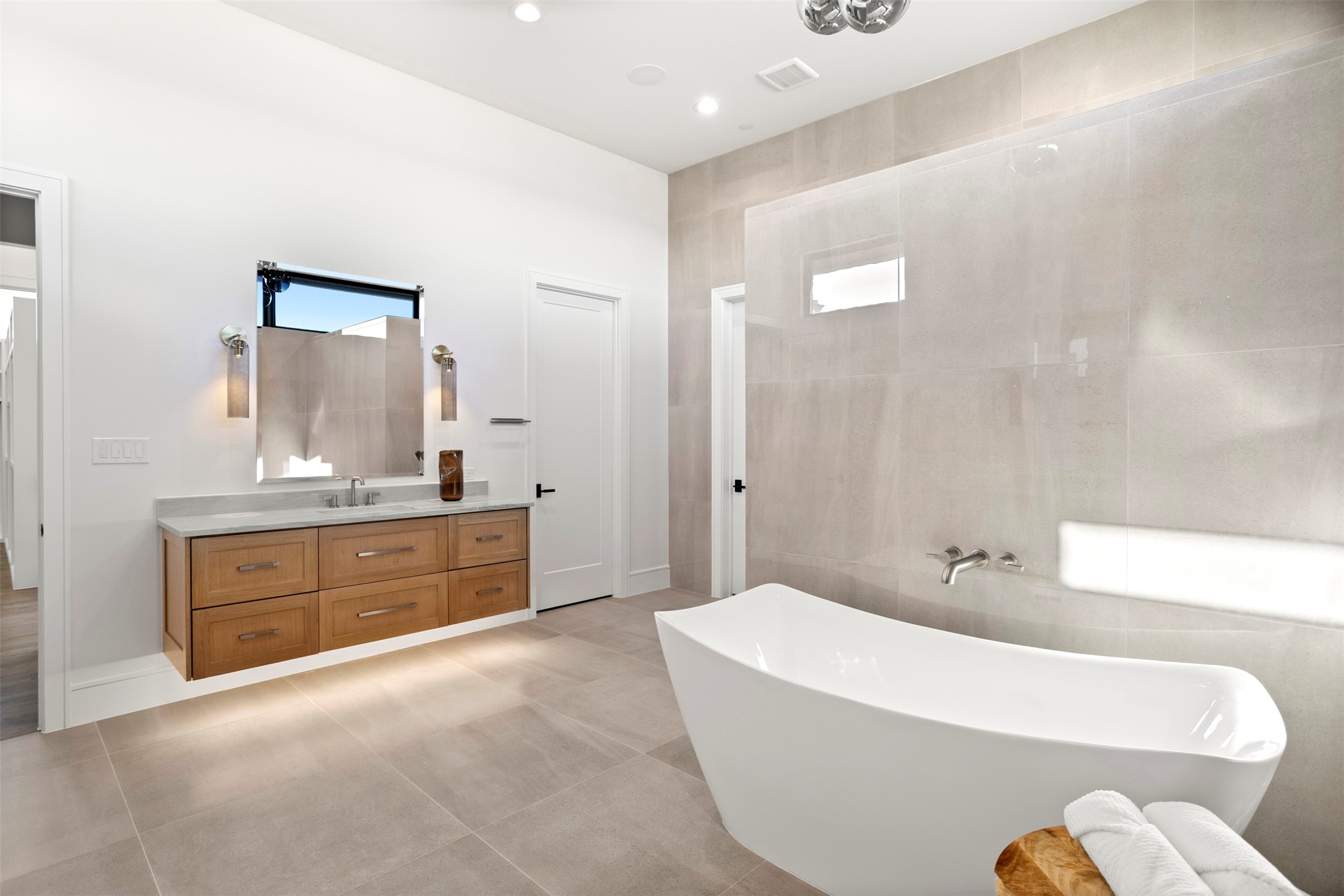 1118 Vera Court