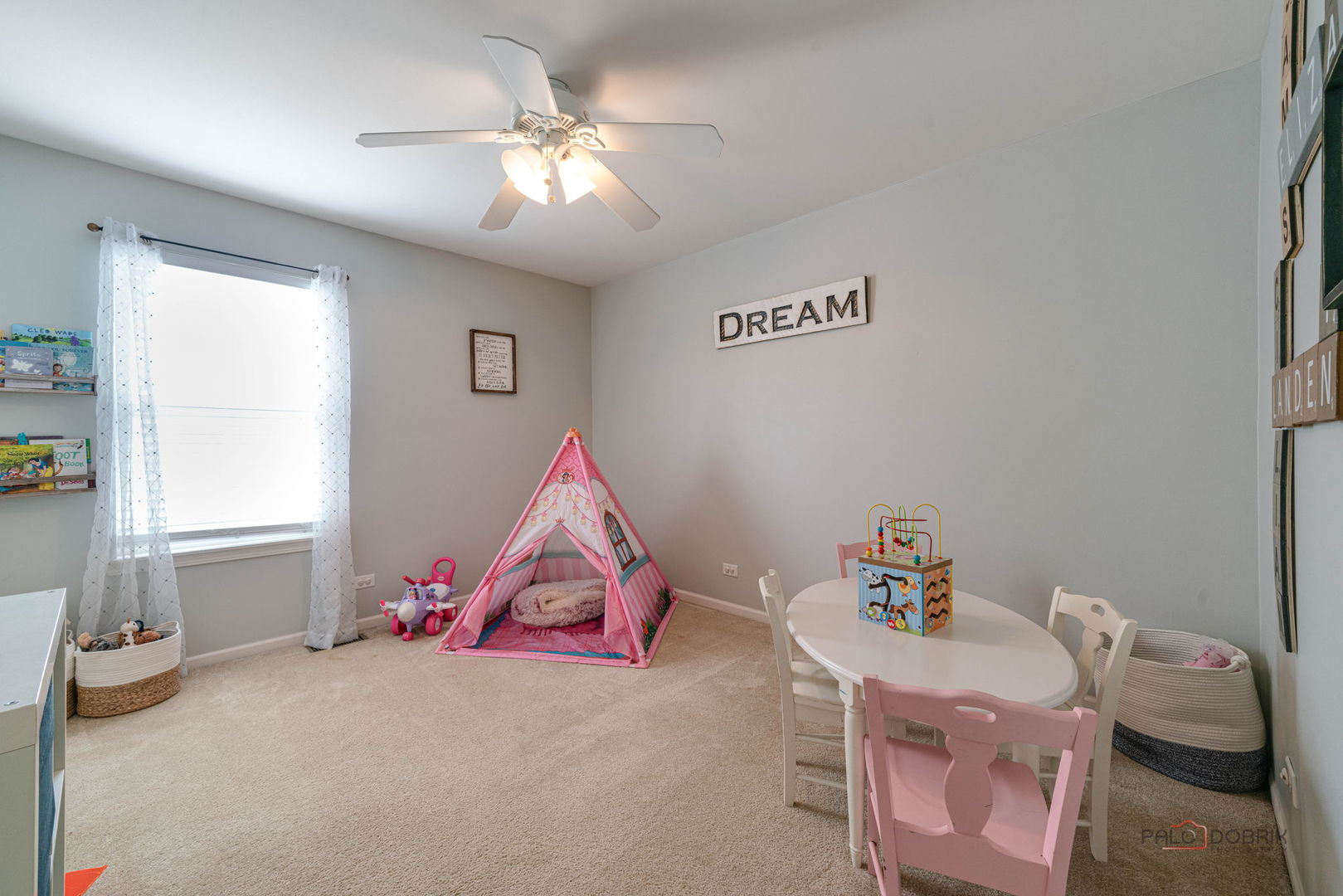 683 Niagara Drive
