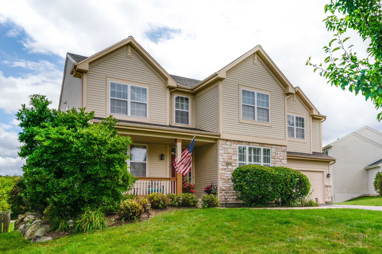 683 Niagara Drive