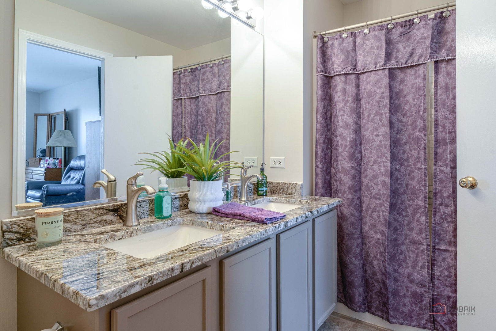 585 Bridle Court Unit: 585