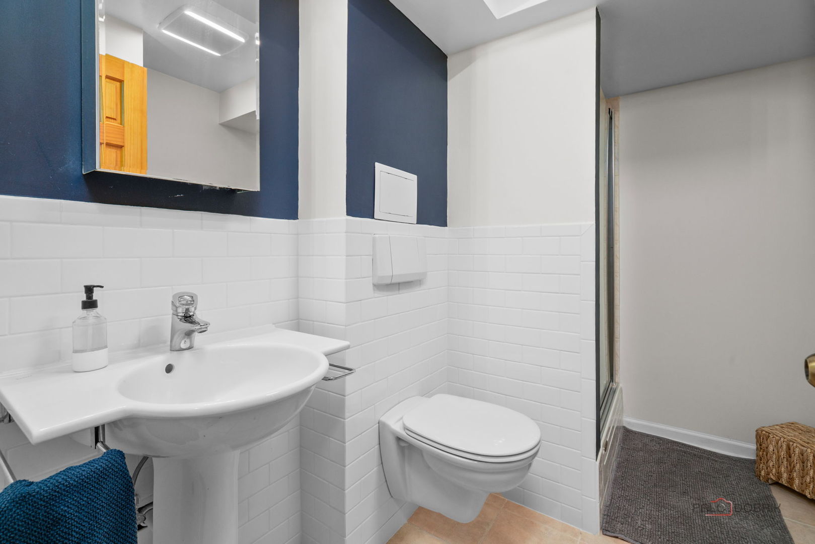 26982 W Lakeview Drive S