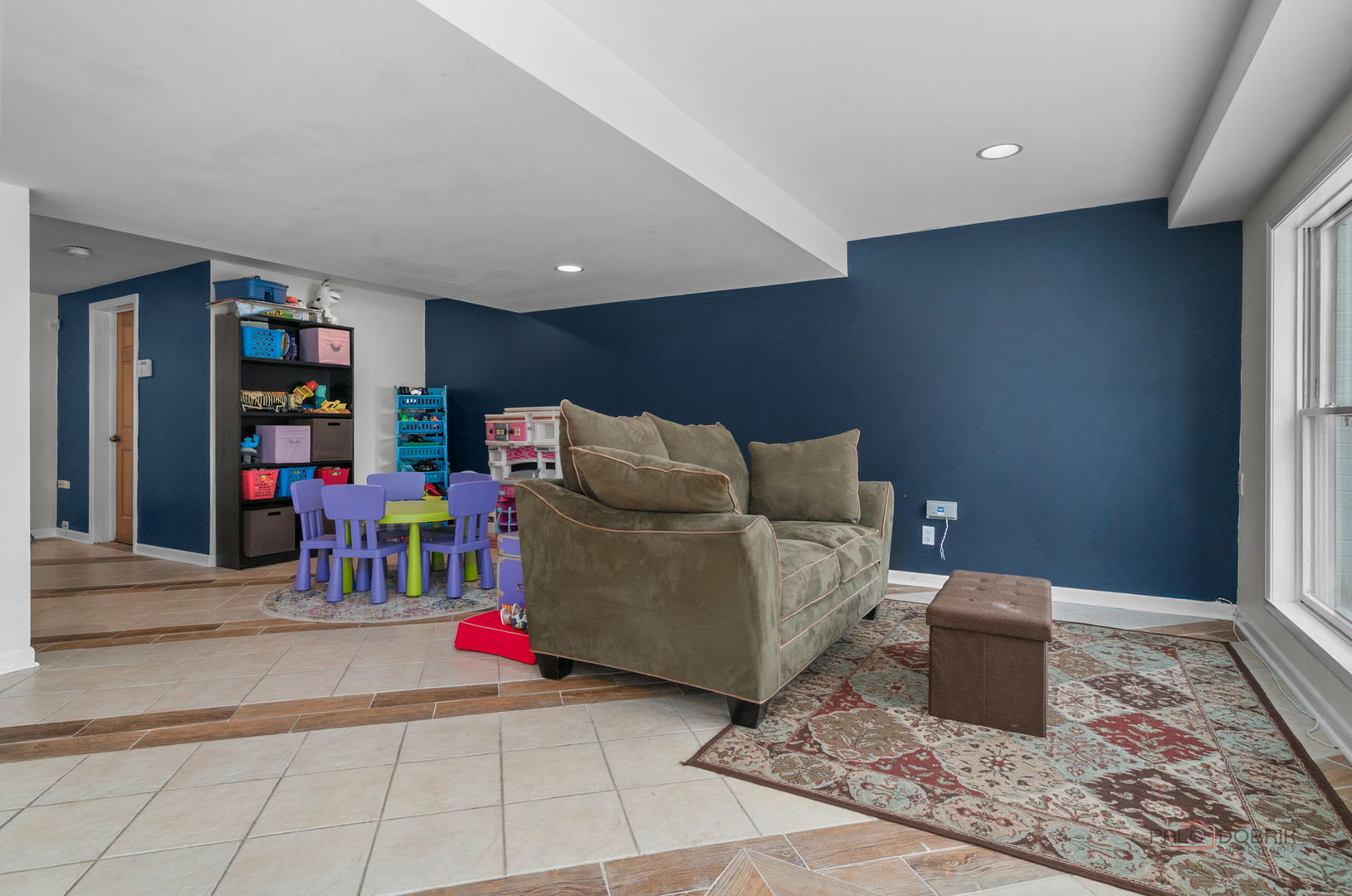 26982 W Lakeview Drive S