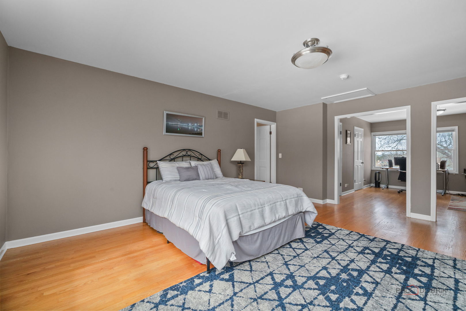 26982 W Lakeview Drive S