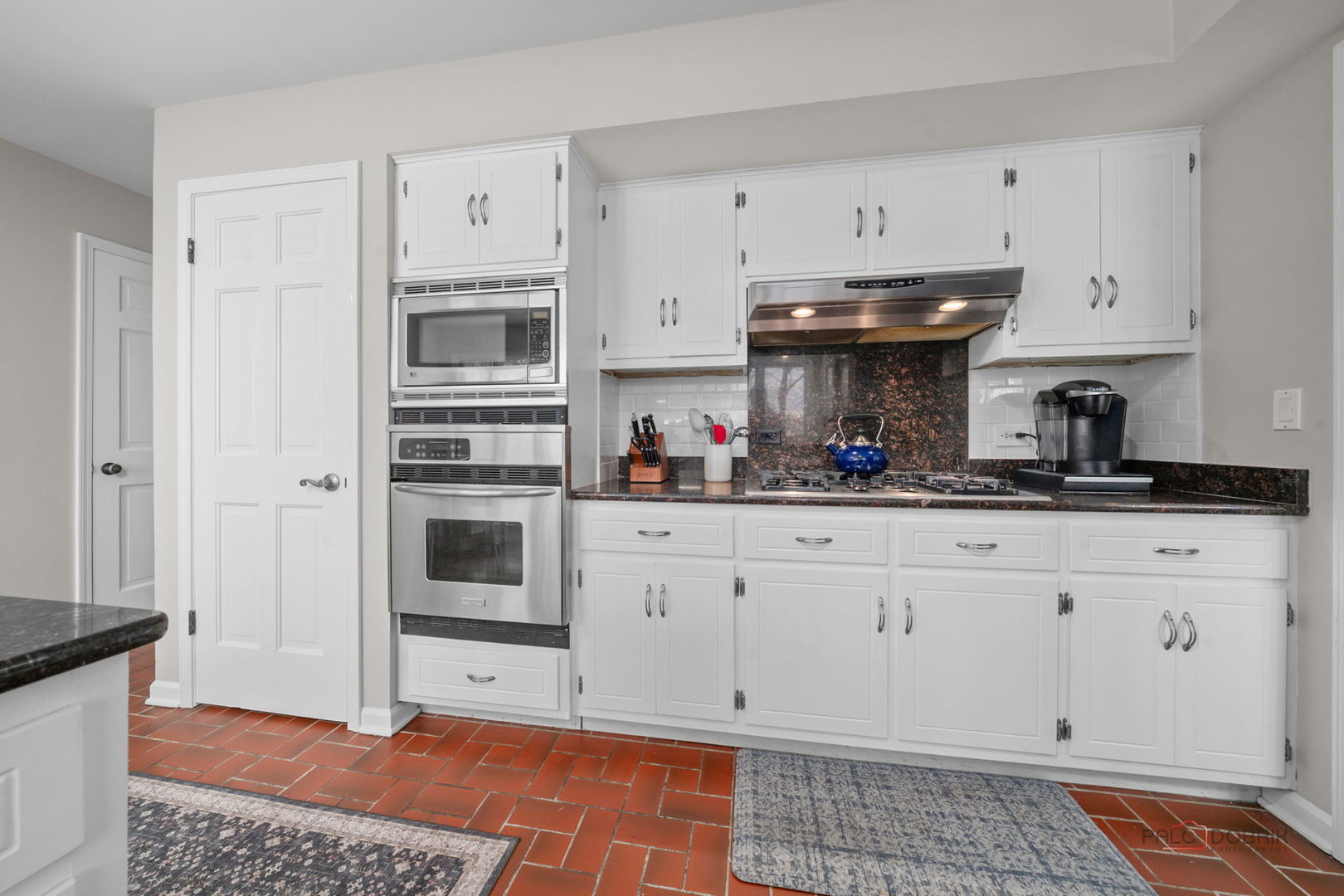 26982 W Lakeview Drive S