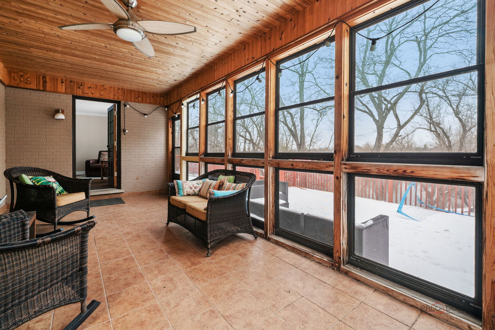 26982 W Lakeview Drive S