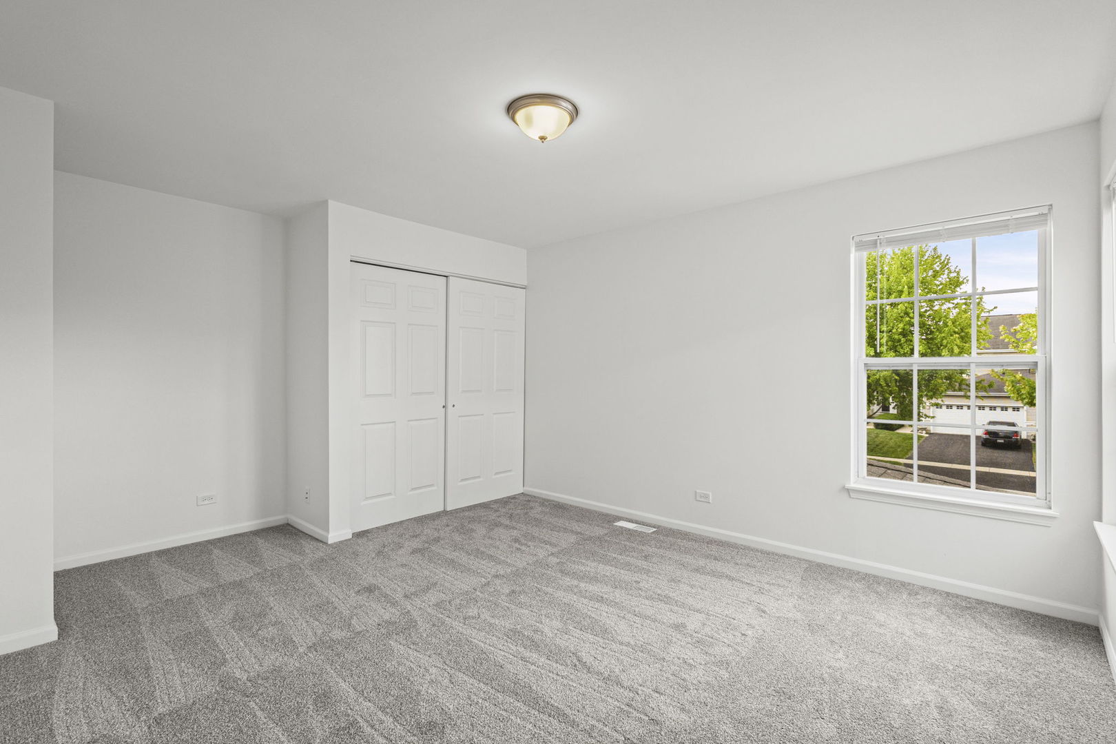 1463 W Remington Lane
