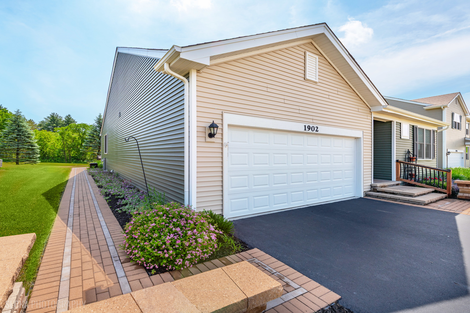 1902 Doolin Avenue