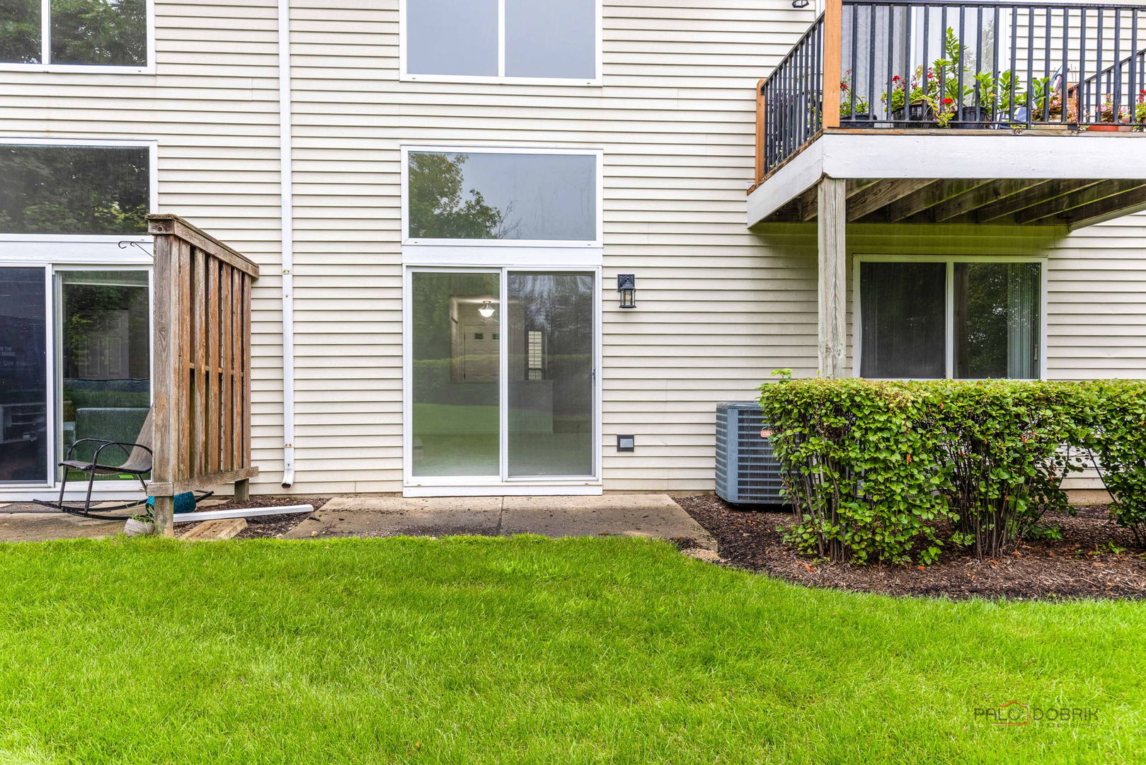 985 Huntington Drive Unit: 985