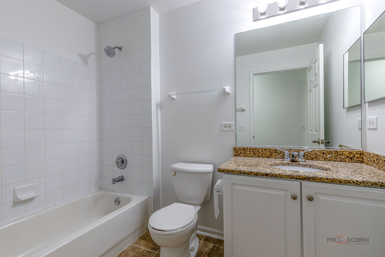 985 Huntington Drive Unit: 985
