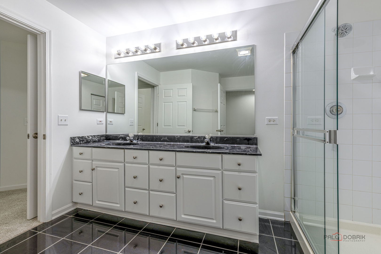 985 Huntington Drive Unit: 985
