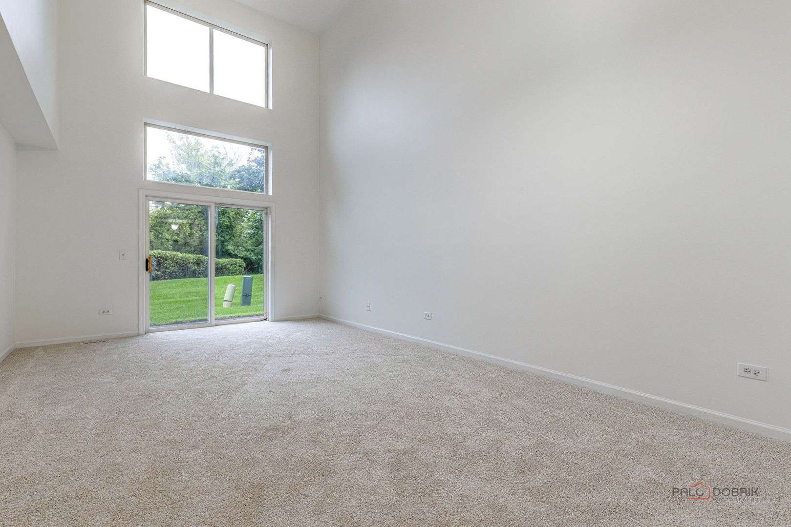 985 Huntington Drive Unit: 985
