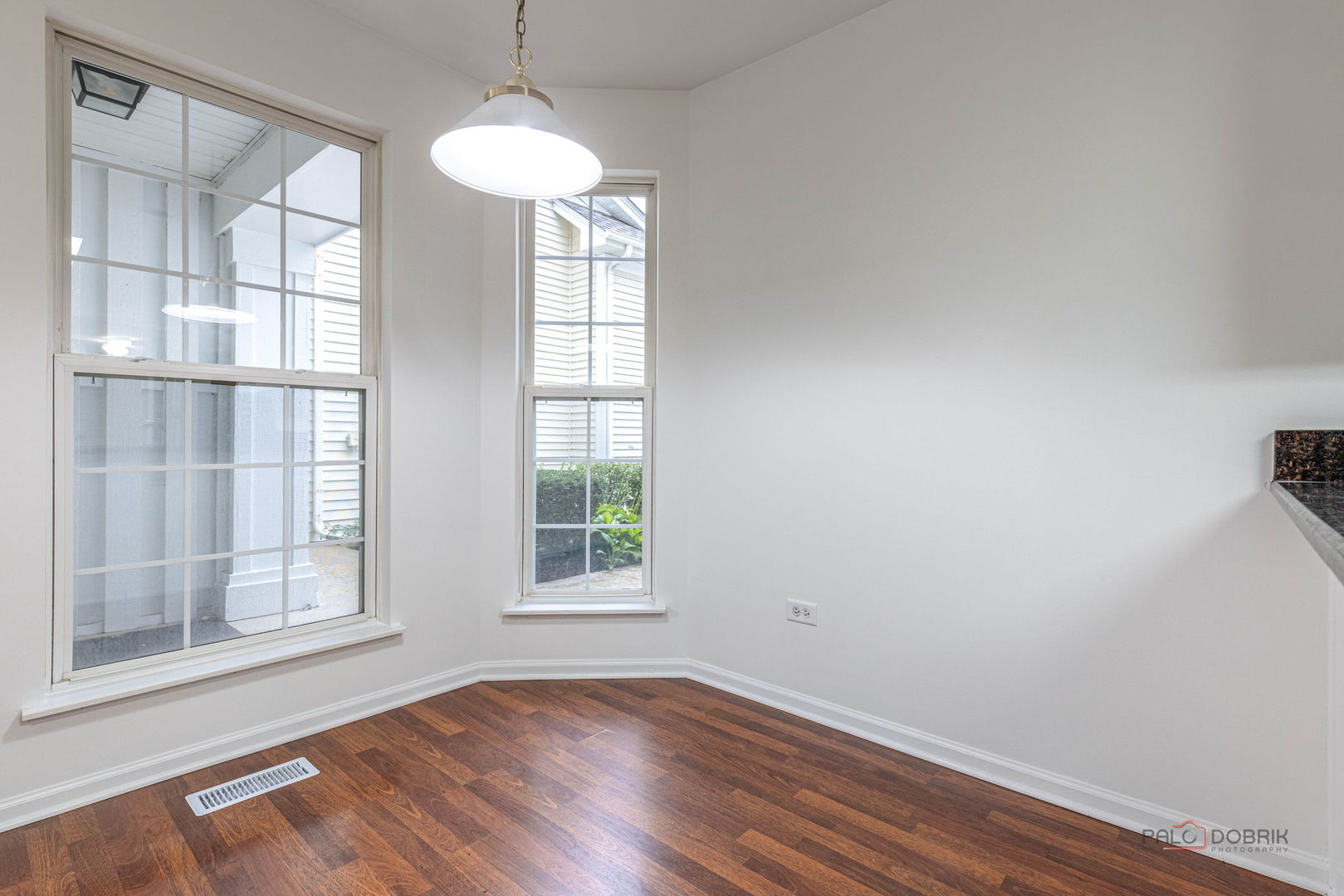 985 Huntington Drive Unit: 985