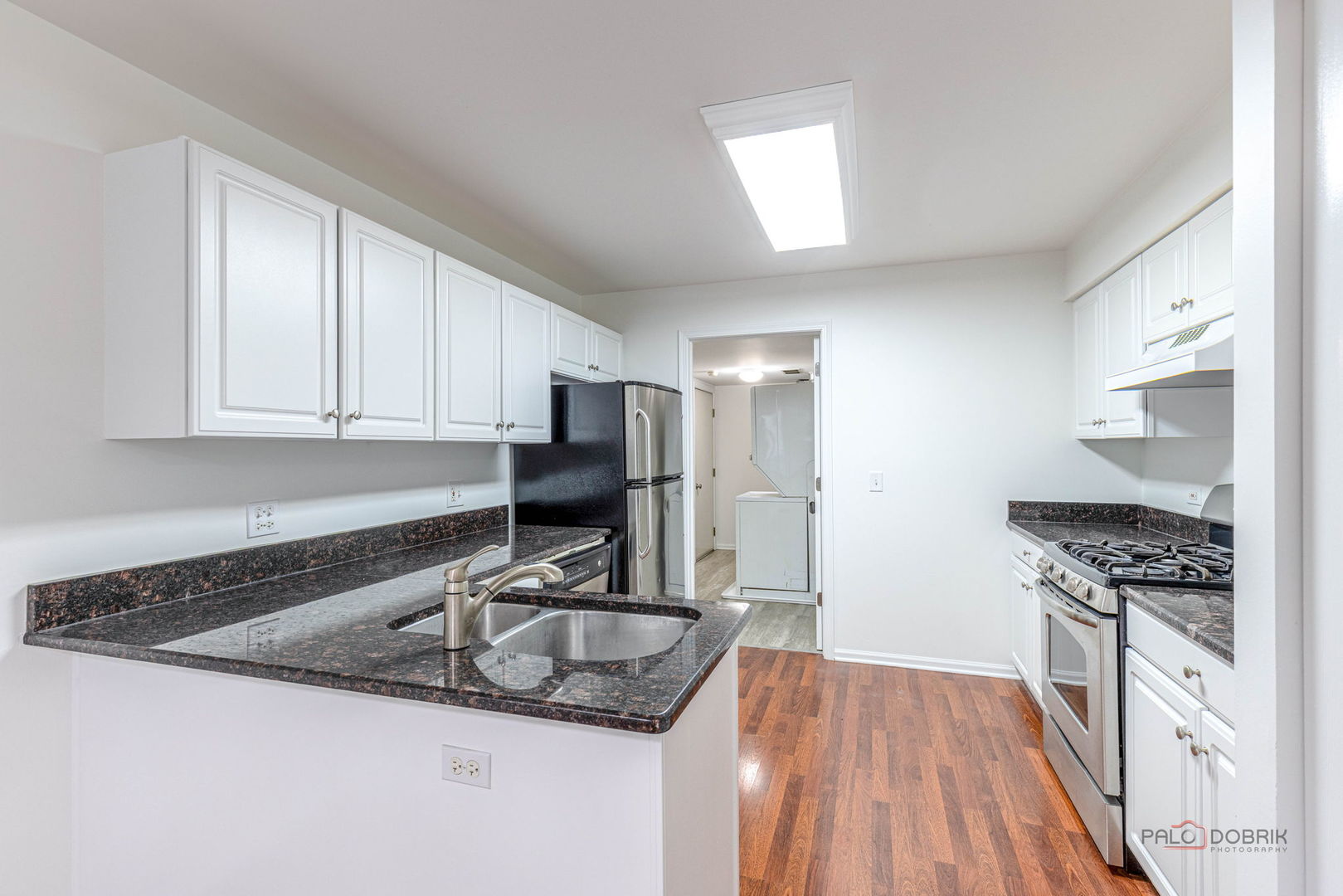 985 Huntington Drive Unit: 985