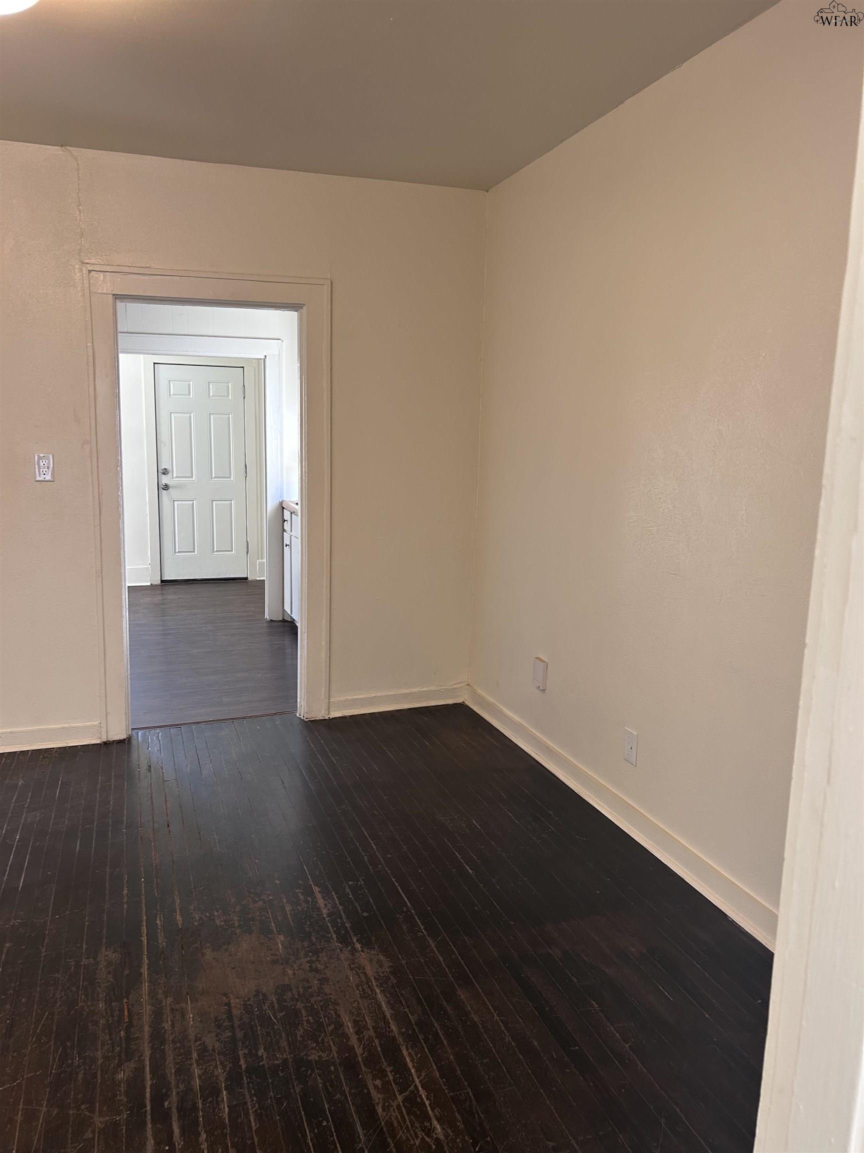 1643 PEARL AVENUE Unit: front house only