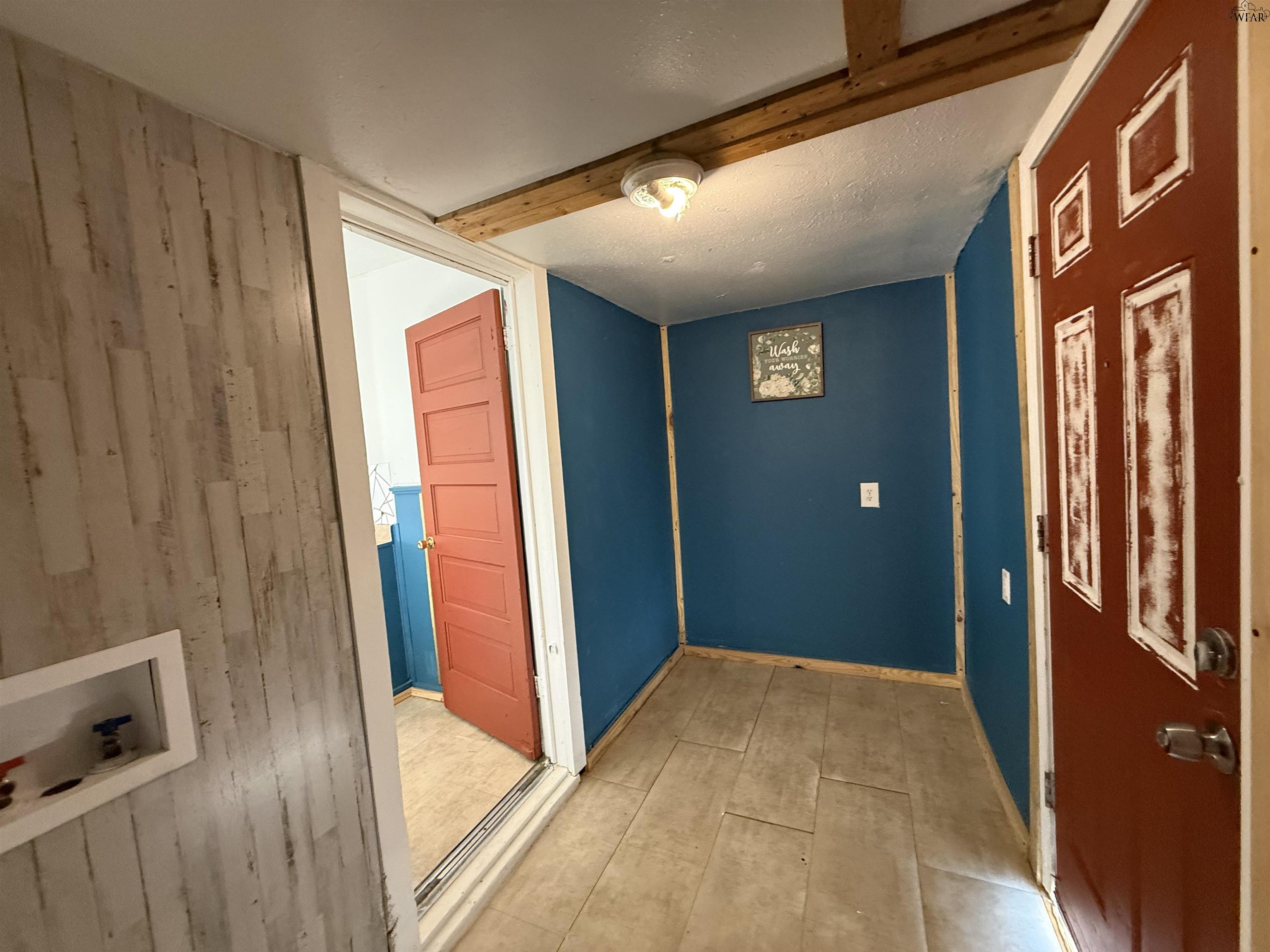 2715 PENNSYLVANIA ROAD