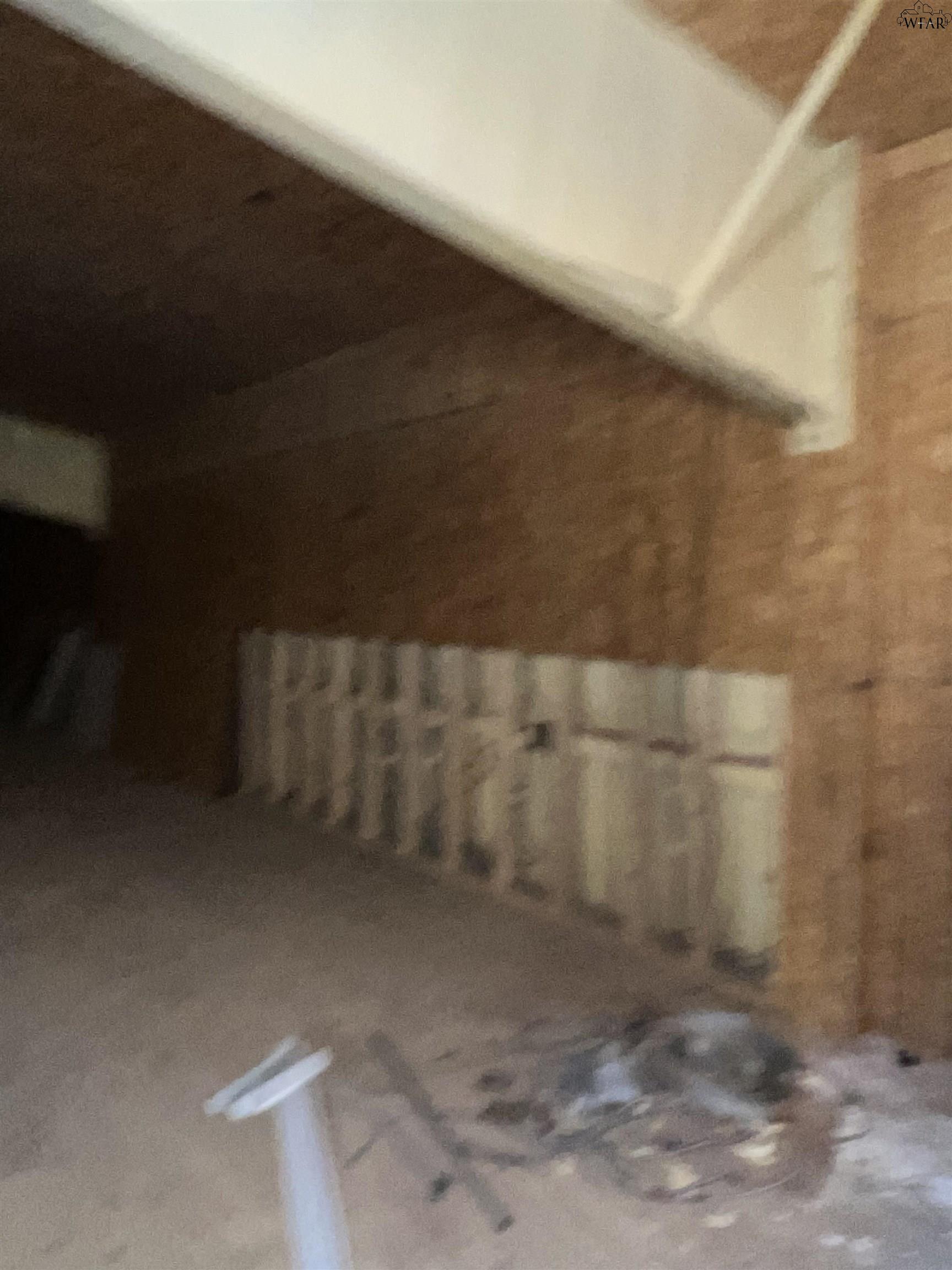 7475 CENTRAL FREEWAY Unit: I44