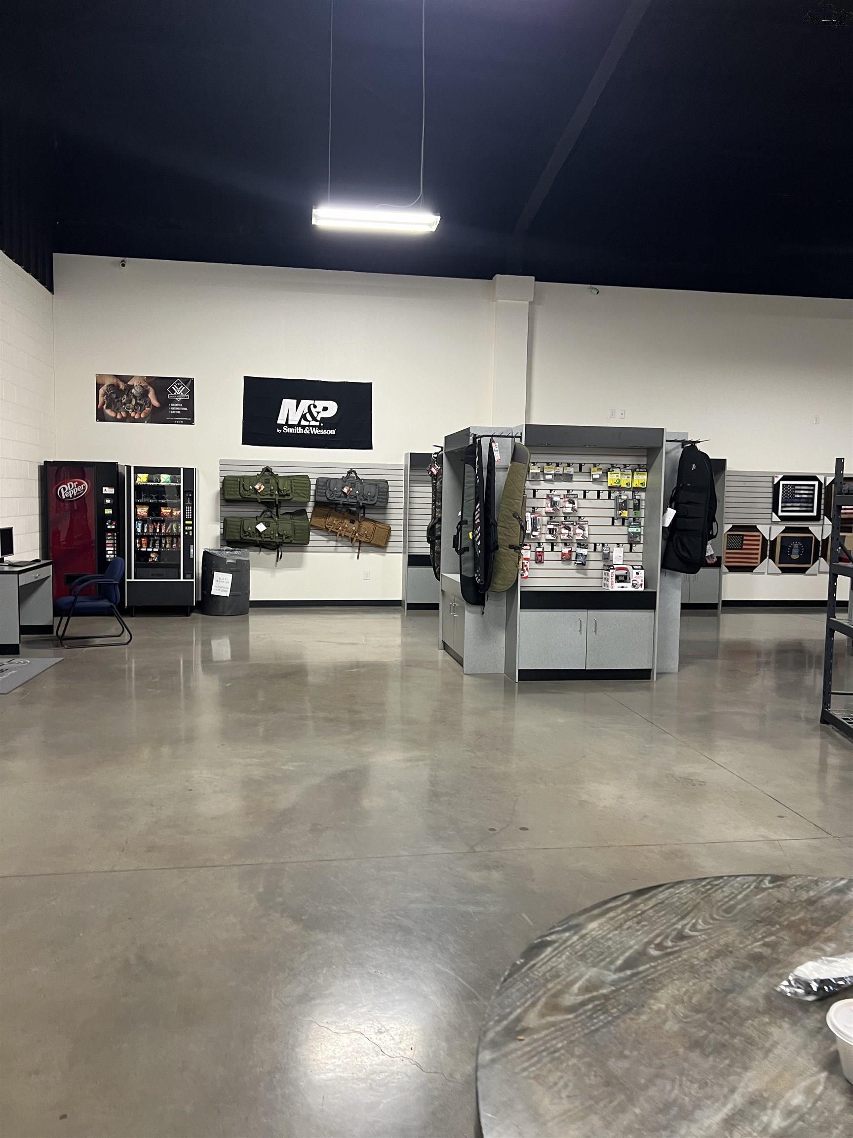 7475 CENTRAL FREEWAY Unit: I44