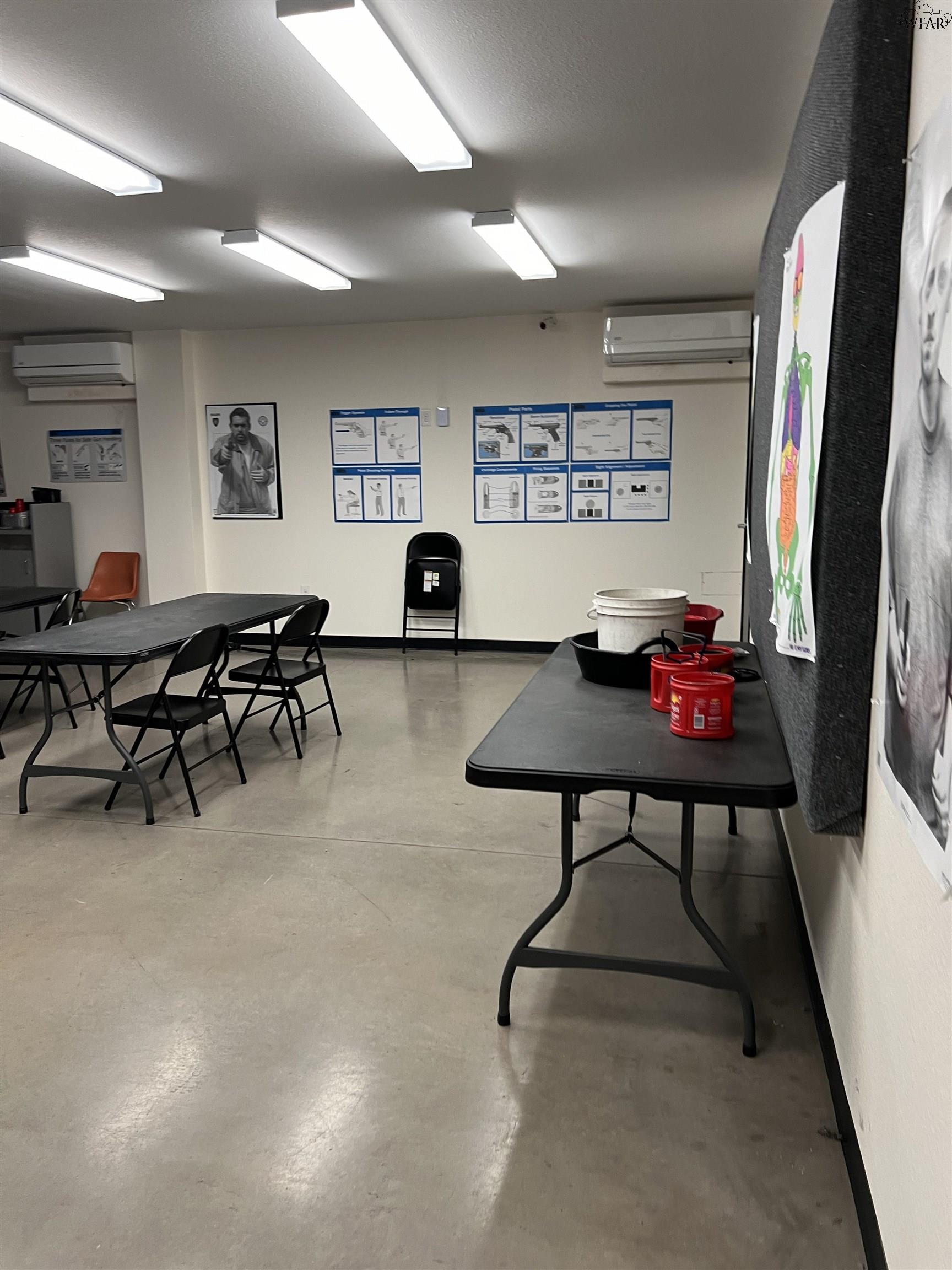 7475 CENTRAL FREEWAY Unit: I44