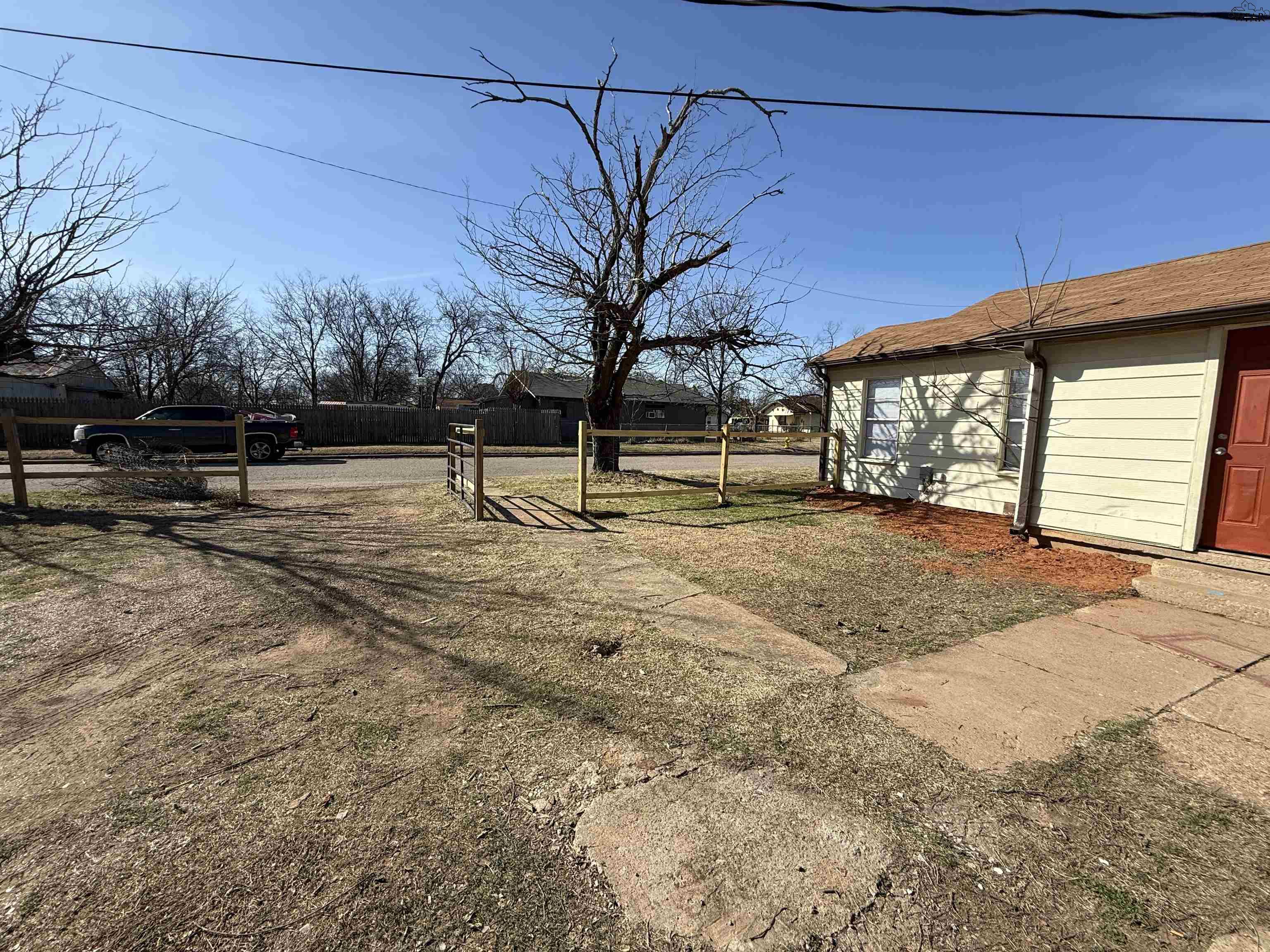 2715 PENNSYLVANIA ROAD