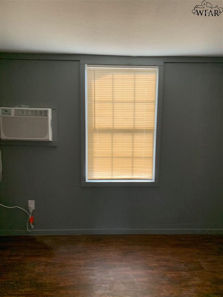 1704 PEARL AVENUE Unit: Apt #4  Rear House