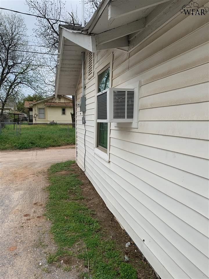 1704 PEARL AVENUE Unit: Apt #4  Rear House