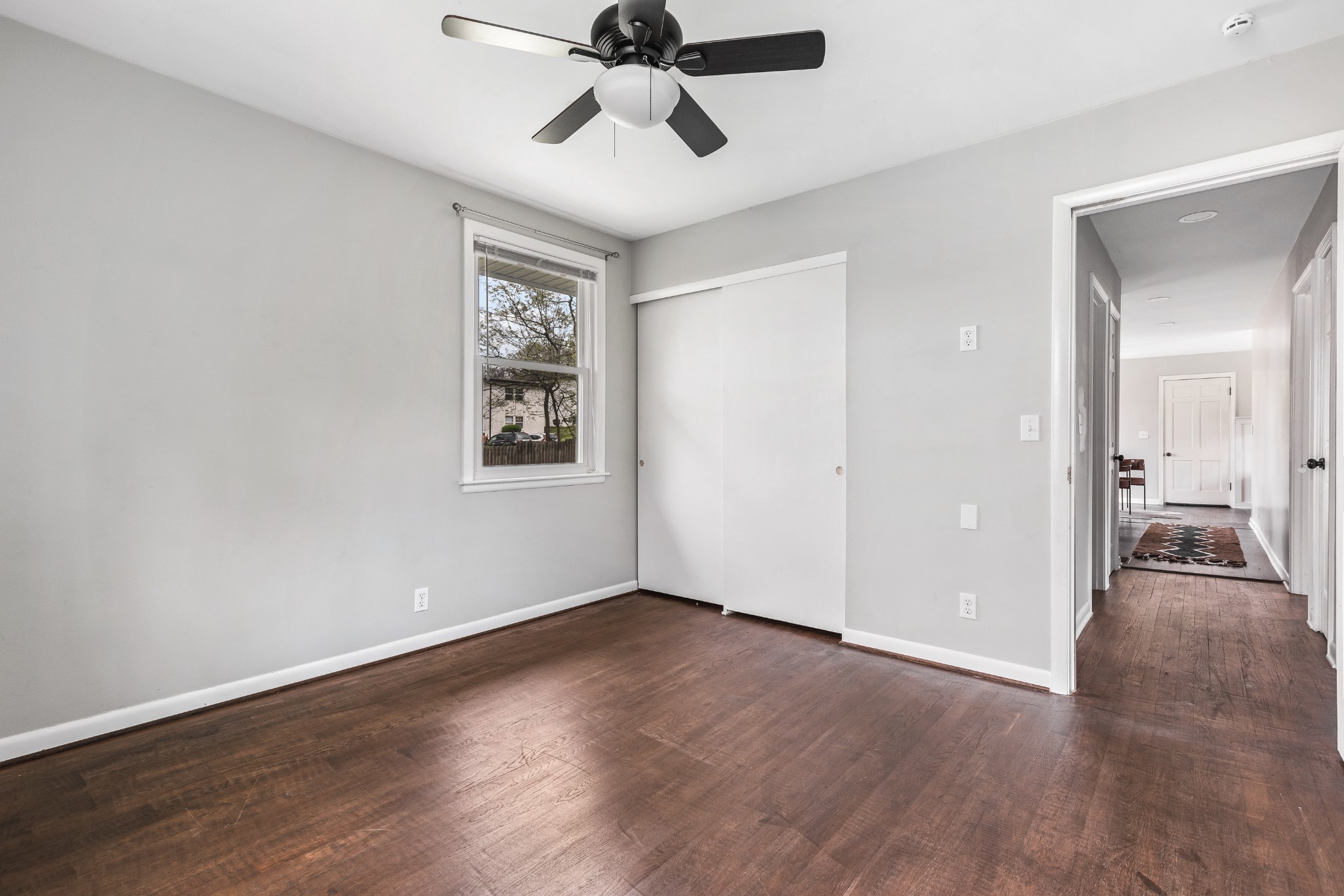 630 Whispering Hills Dr