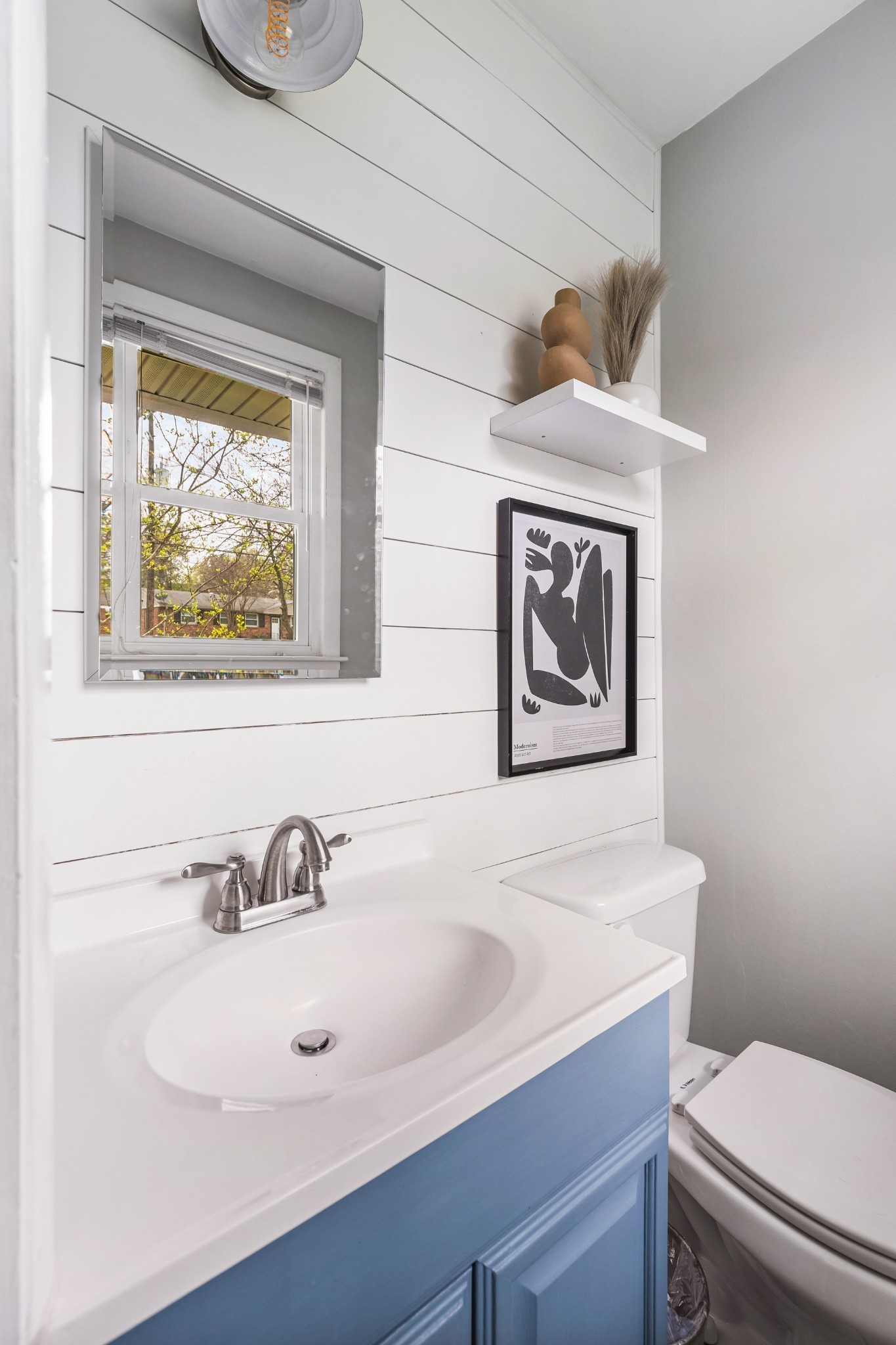 630 Whispering Hills Dr