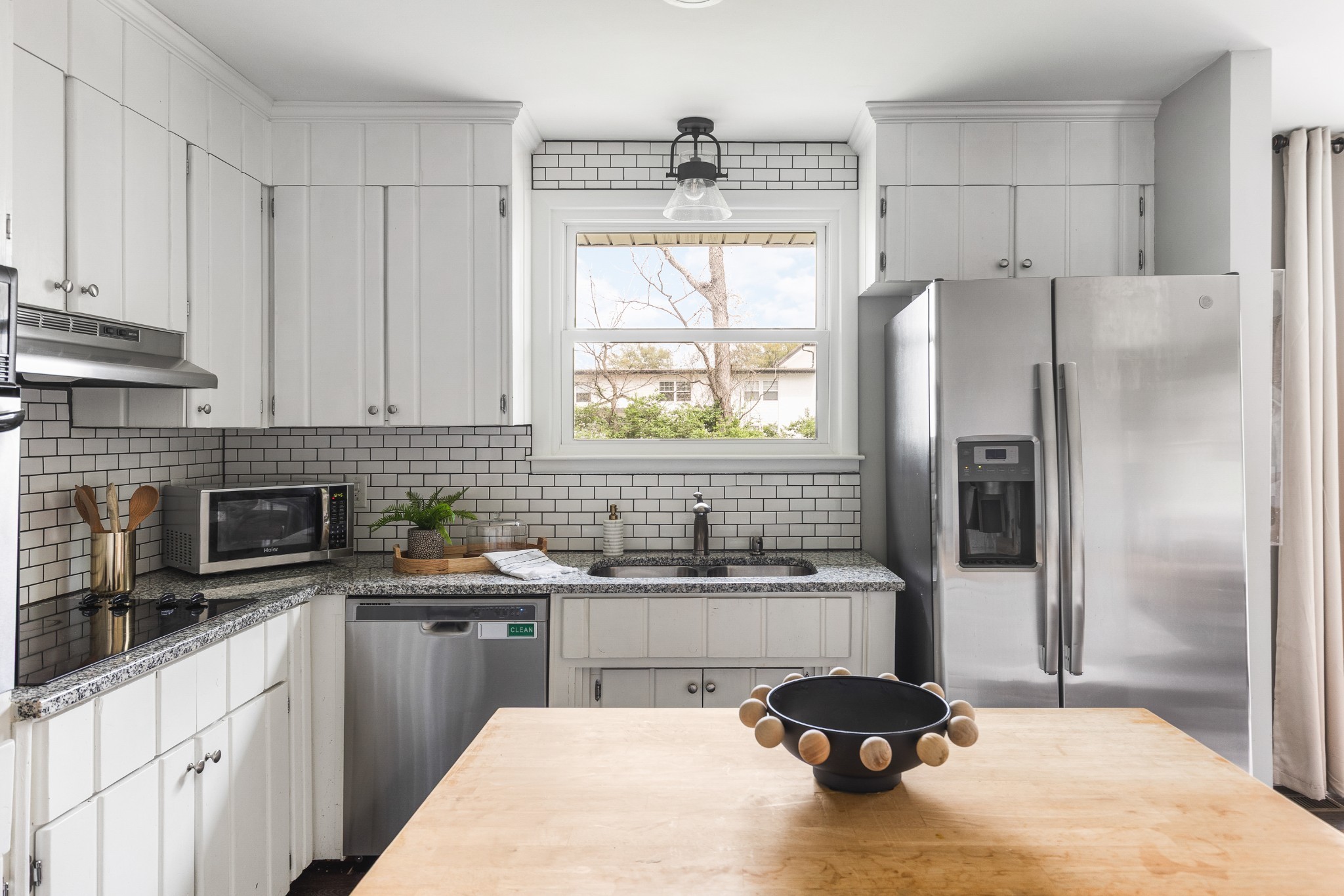 630 Whispering Hills Dr