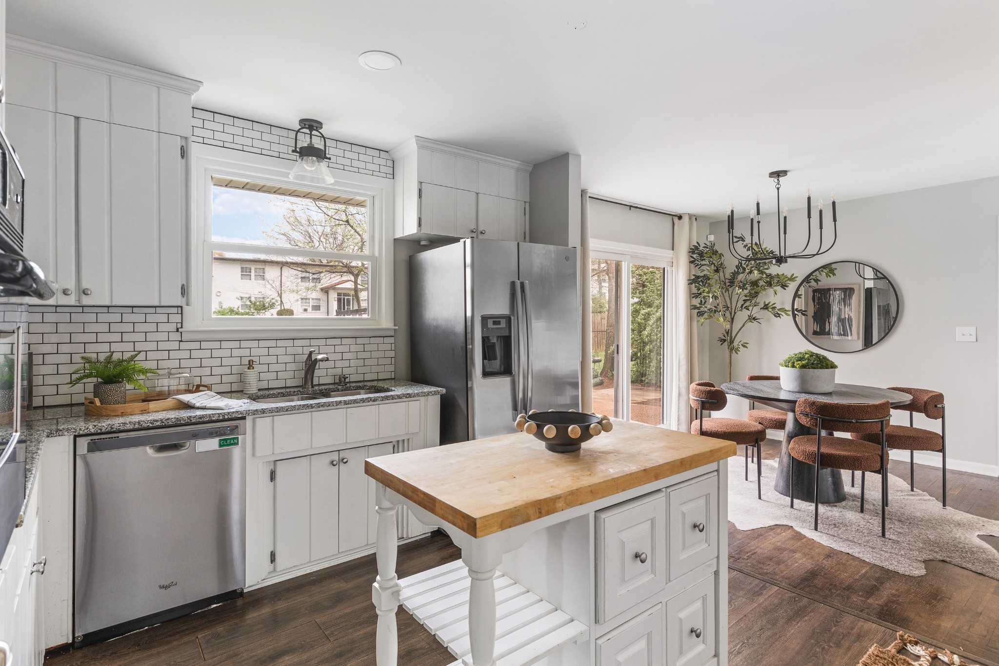 630 Whispering Hills Dr