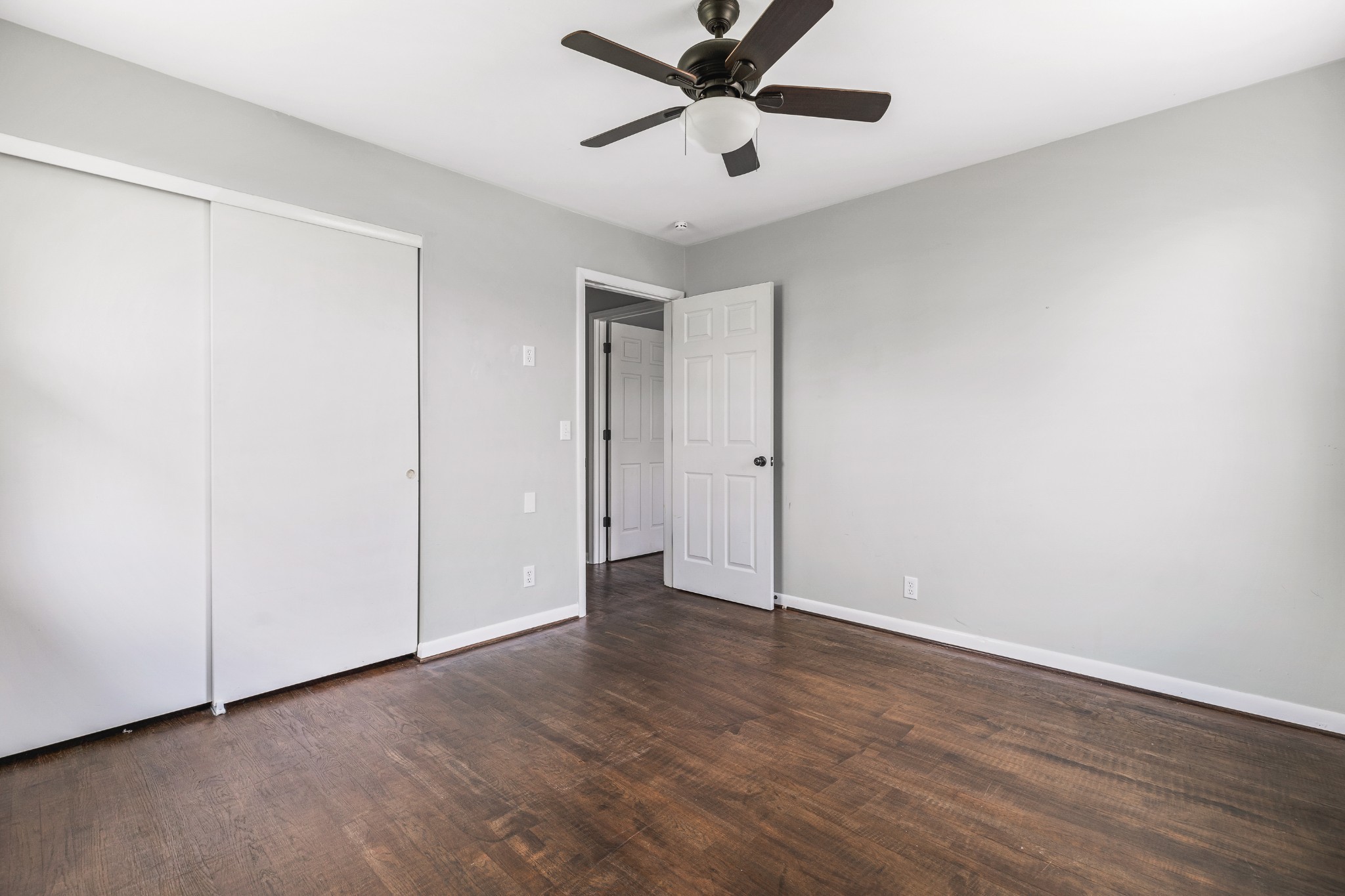 630 Whispering Hills Dr