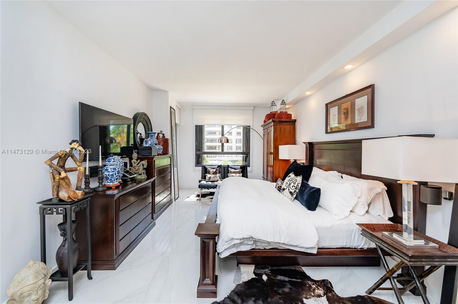 251 Crandon Blvd # 428