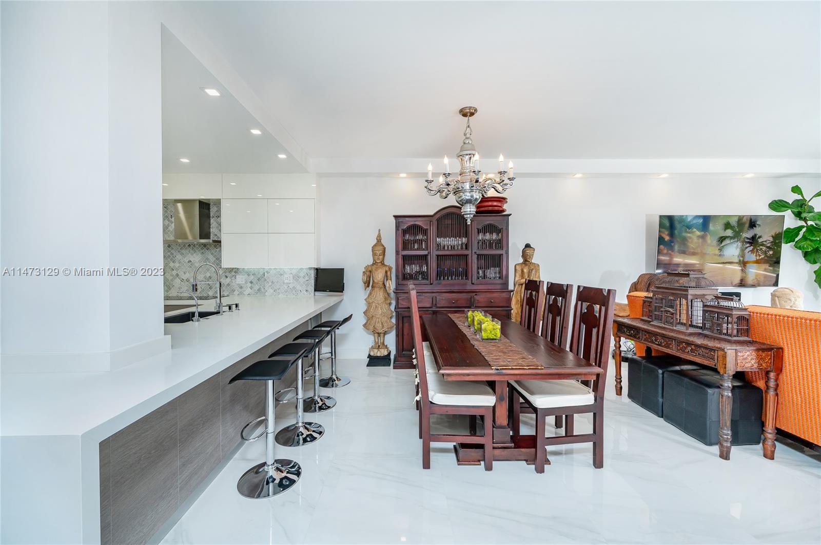 251 Crandon Blvd # 428