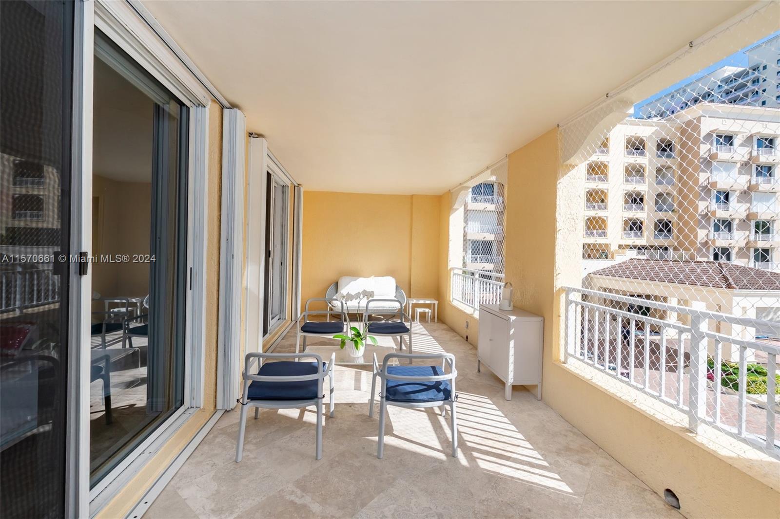 765 Crandon Blvd # 311