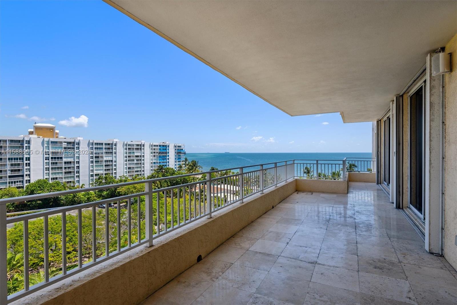 791 Crandon Blvd # 707