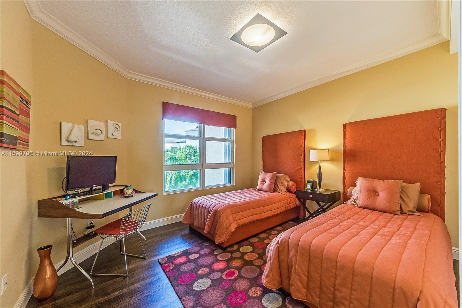 747 Crandon Blvd # 509