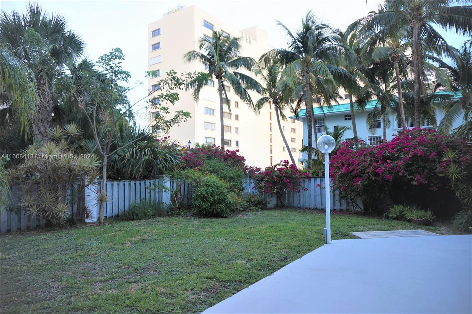 301 Sunrise Dr # 3C