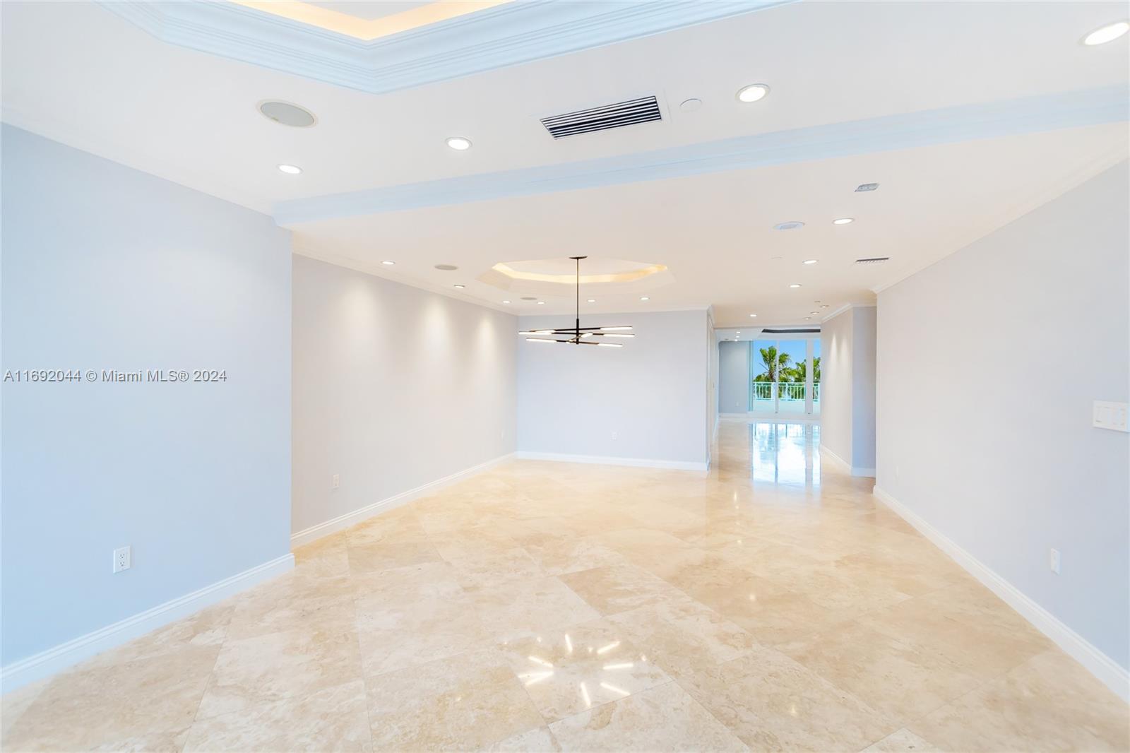 791 Crandon Blvd # 507