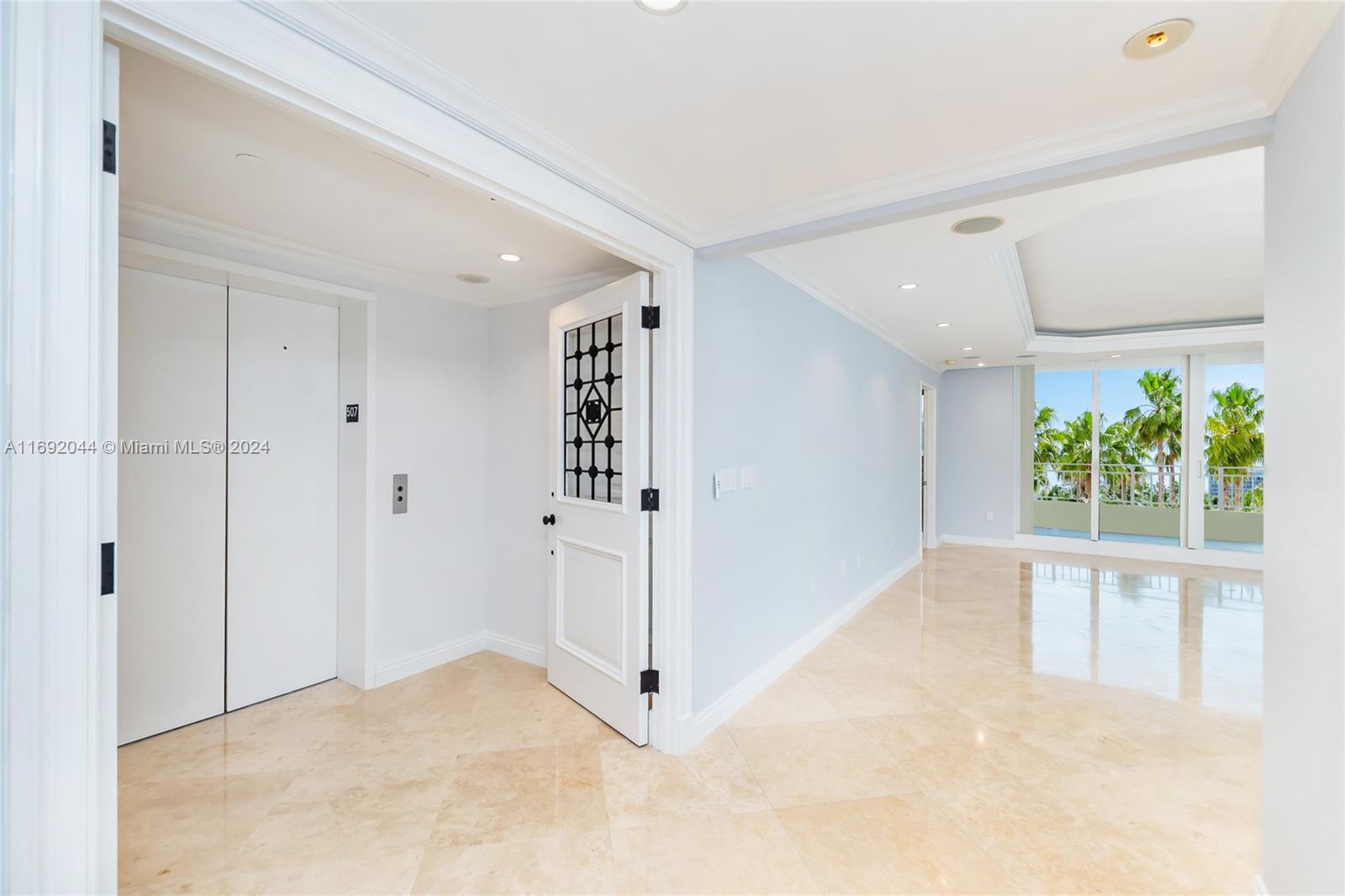 791 Crandon Blvd # 507