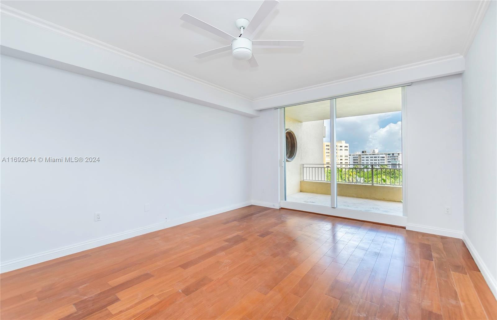 791 Crandon Blvd # 507