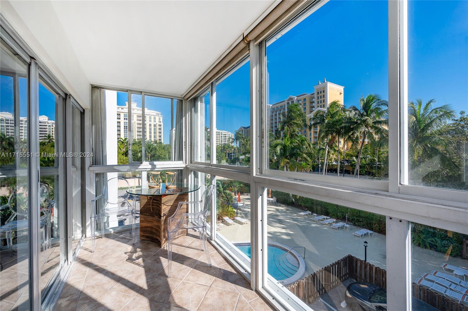 550 Ocean Dr # 3E