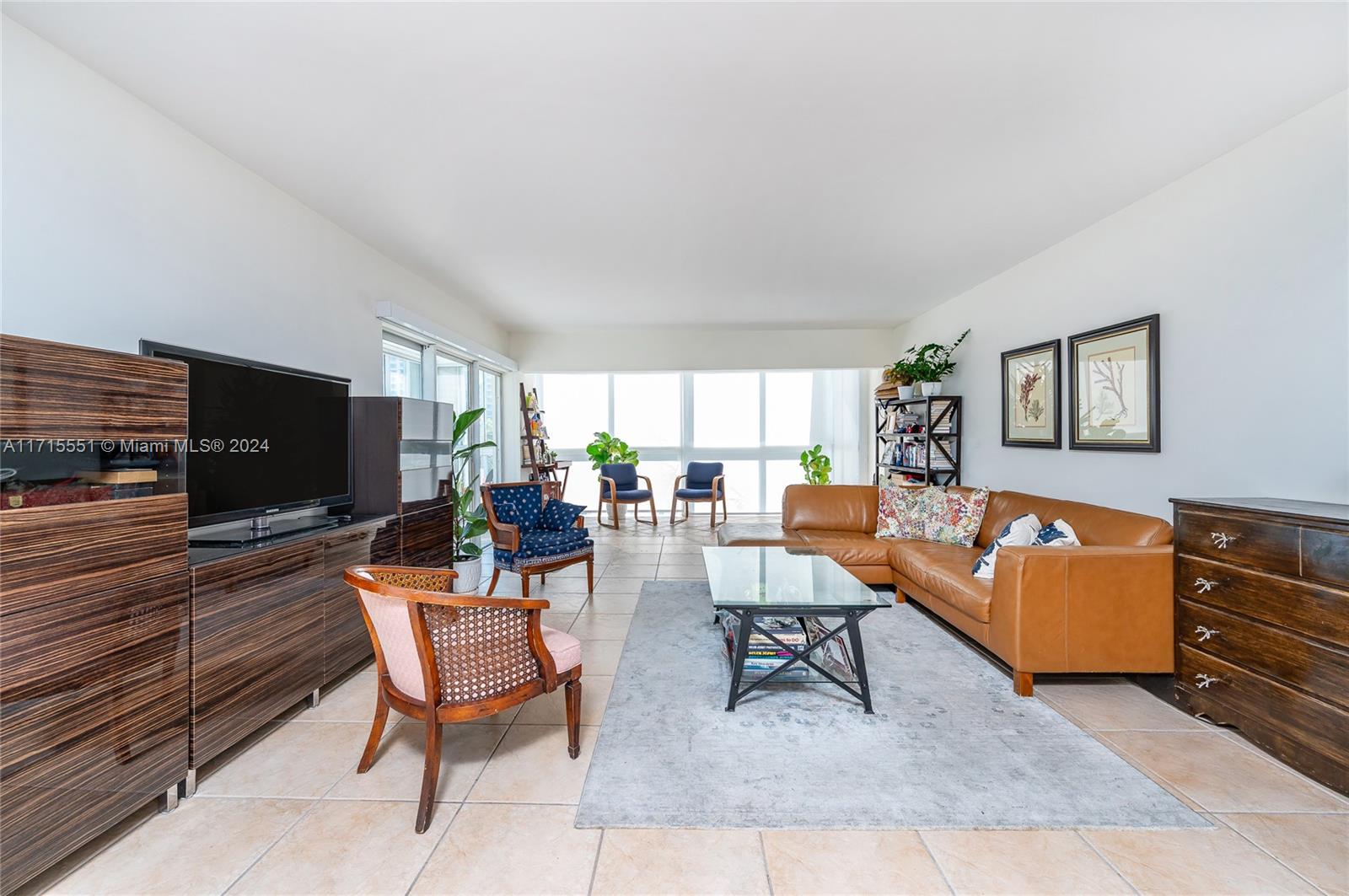 550 Ocean Dr # 3E