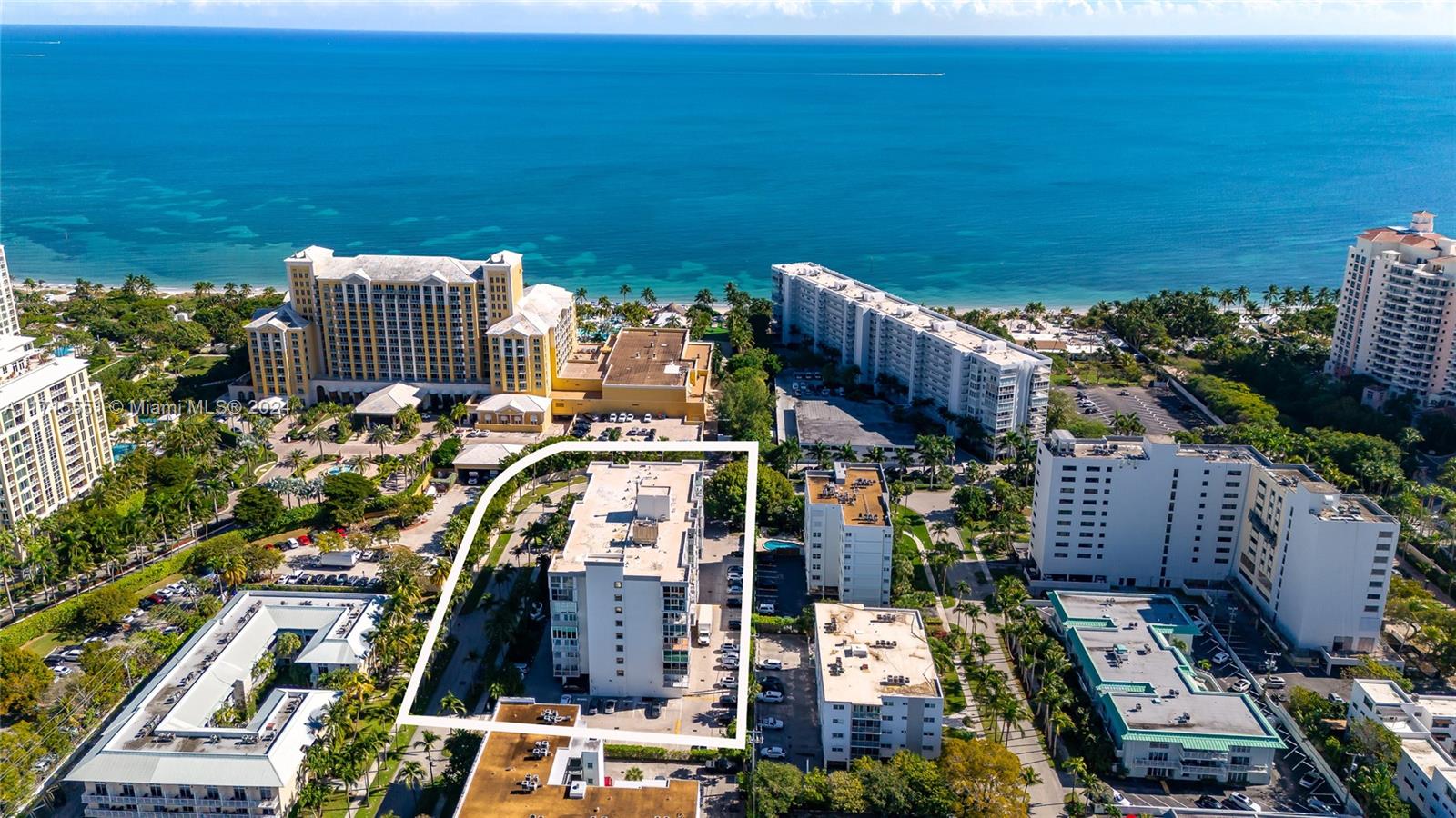550 Ocean Dr # 3E